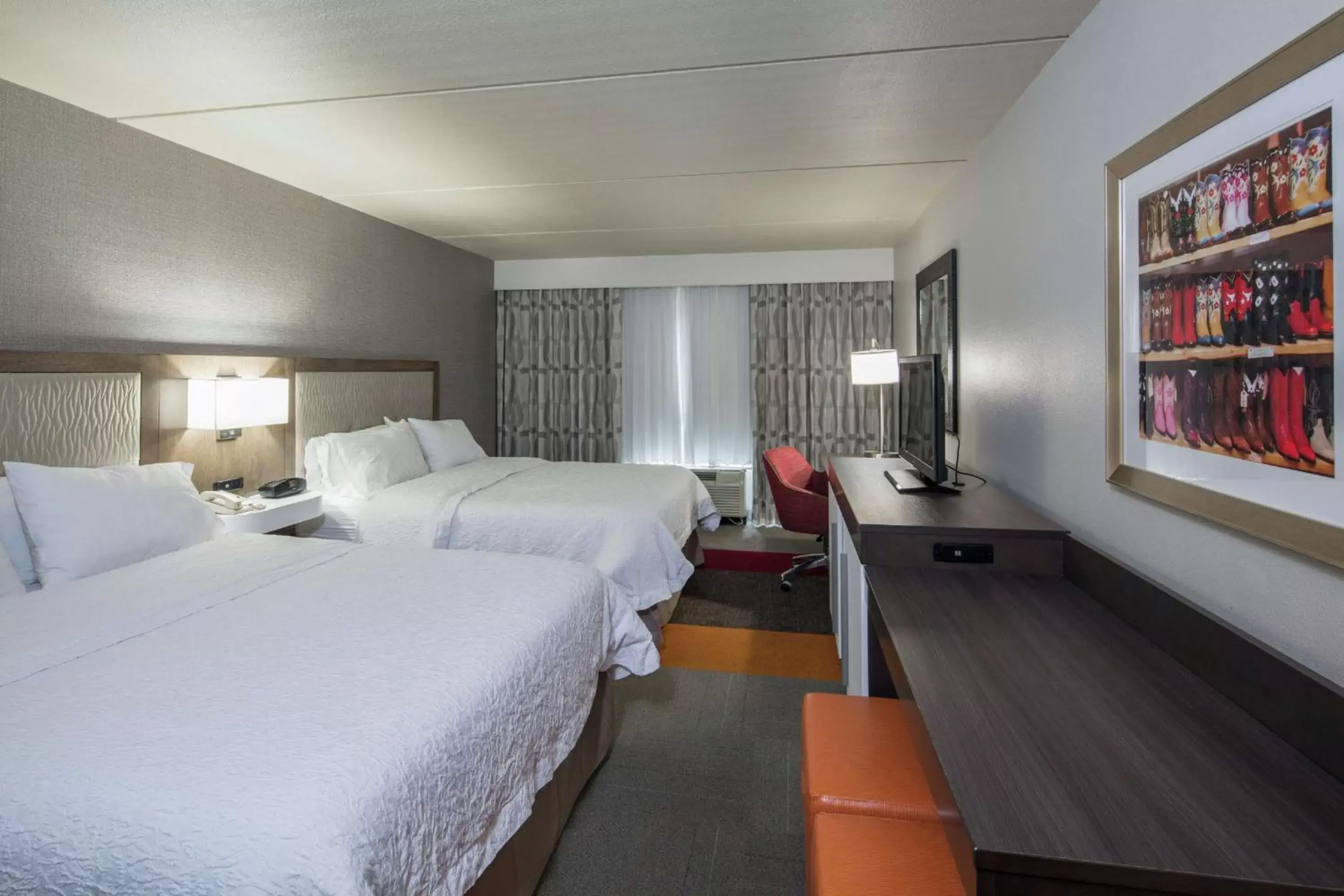 Bedroom in Hampton Inn & Suites Austin Cedar Park-Lakeline