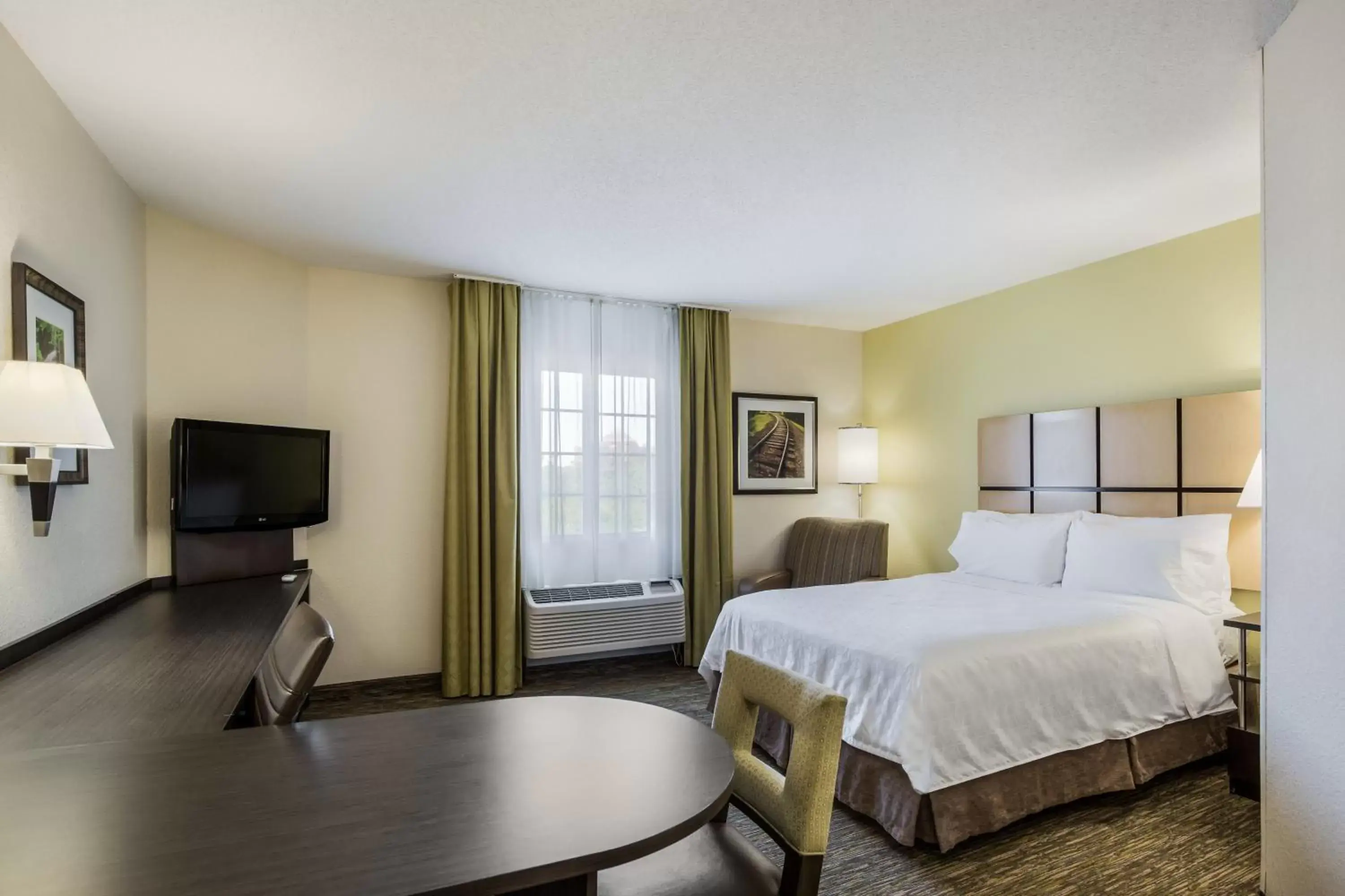 Bedroom, Bed in Candlewood Suites Virginia Beach Town Center by IHG Bedroom, Bed in Candlewood Suites Virginia Beach Town Center by IHG