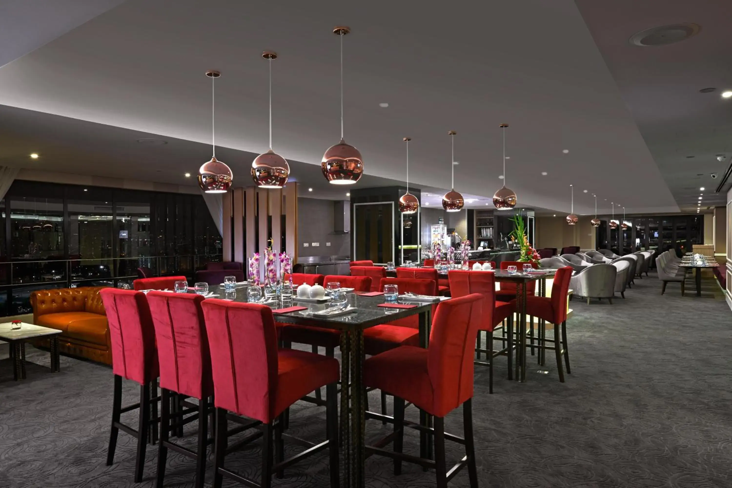 Restaurant/Places to Eat in Pearl International Hotel