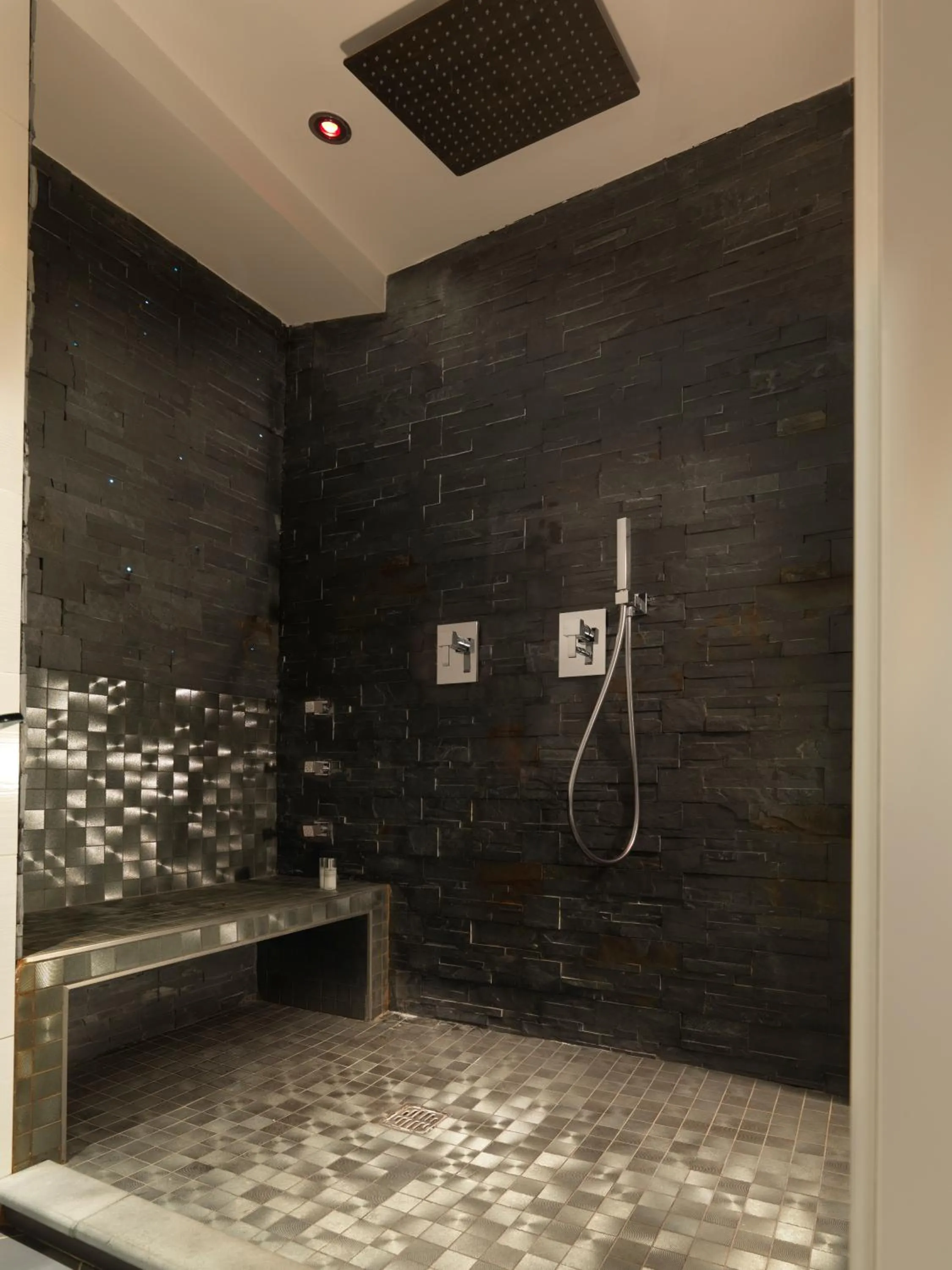 Bathroom in Spagna Royal Suite