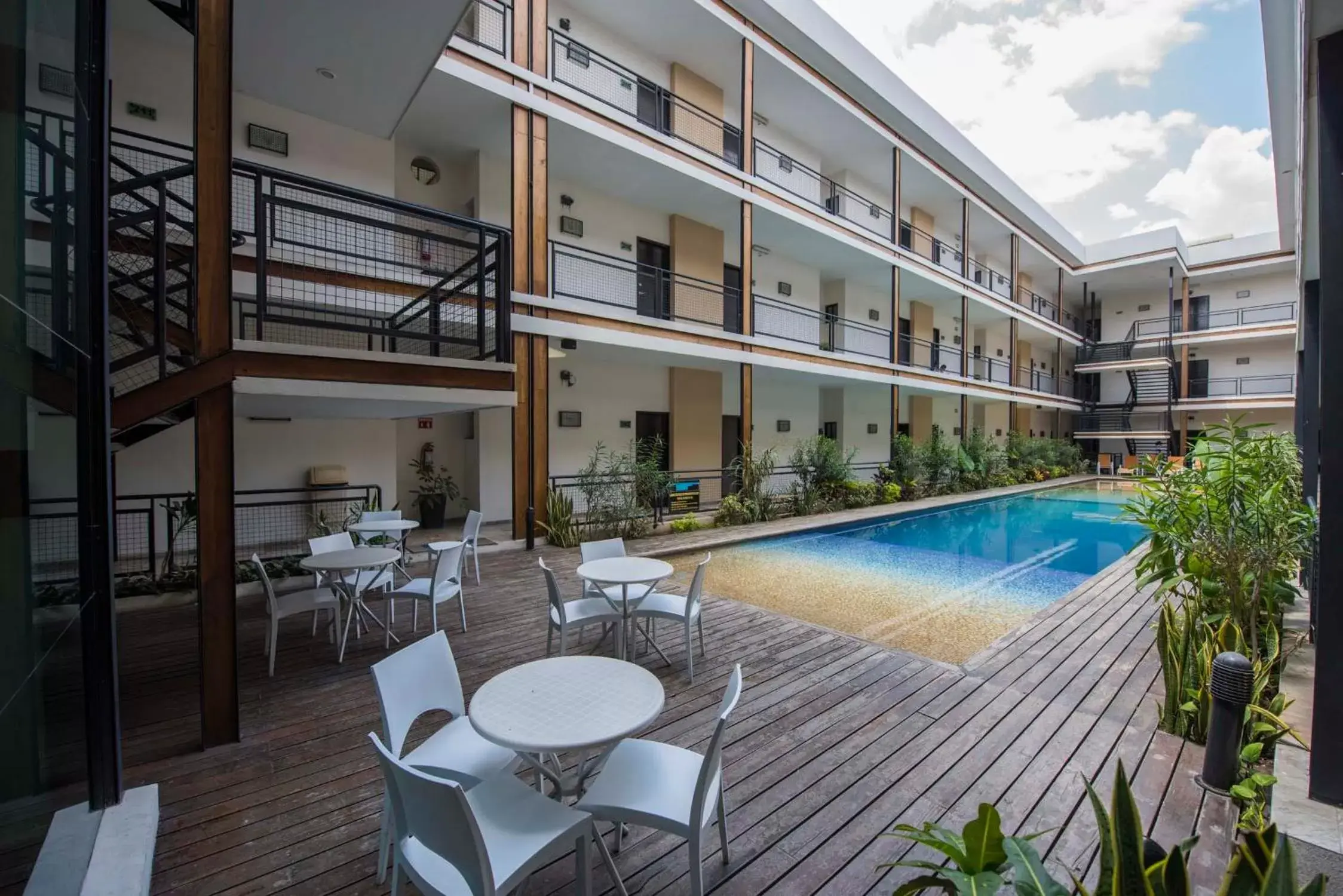 Swimming Pool in Hotel Andiroba Palace