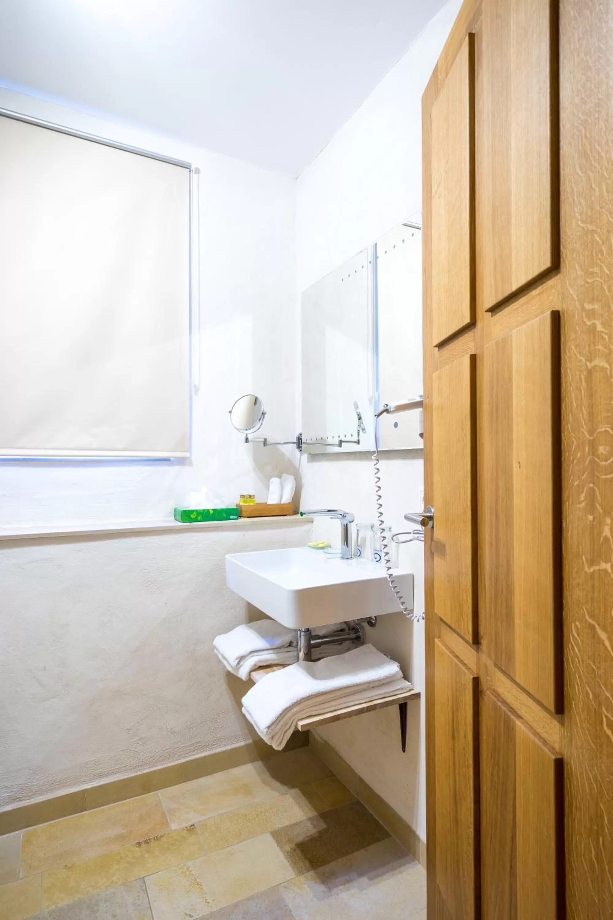 Bathroom in Hotel Rote19