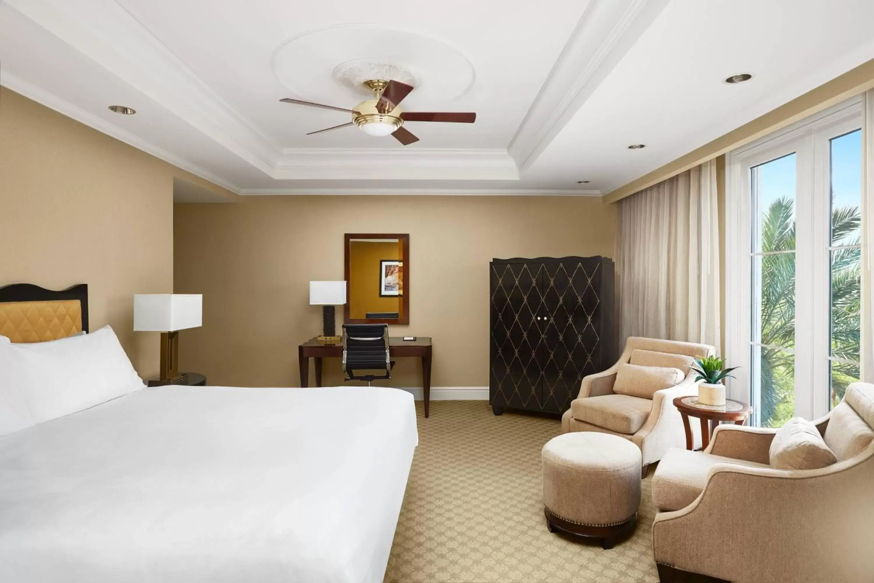 Bedroom in JW Marriott Las Vegas Resort and Spa