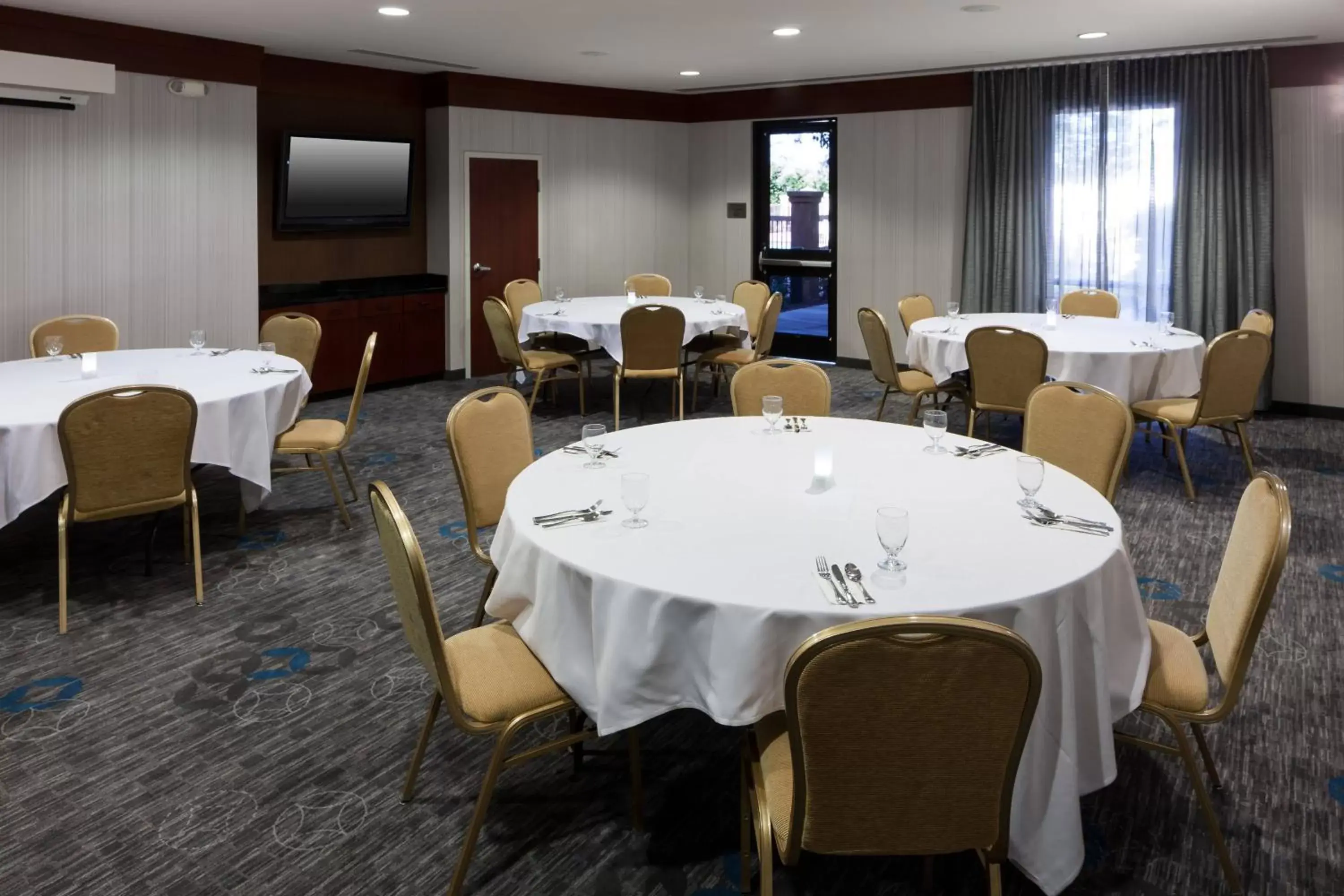 Meeting/conference room in Courtyard by Marriott Santa Clarita Valencia