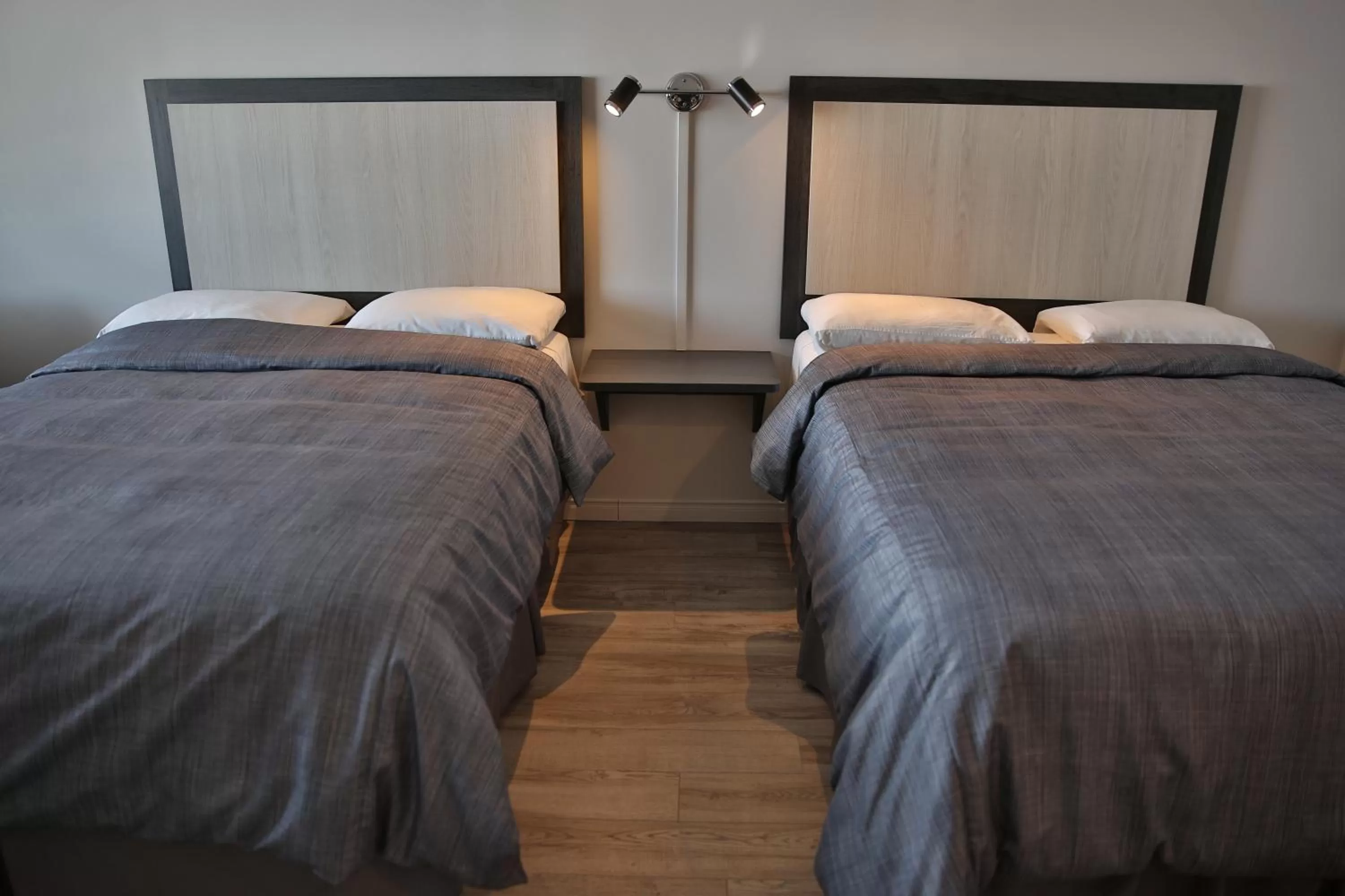 Photo of the whole room, Bed in Motel Castille