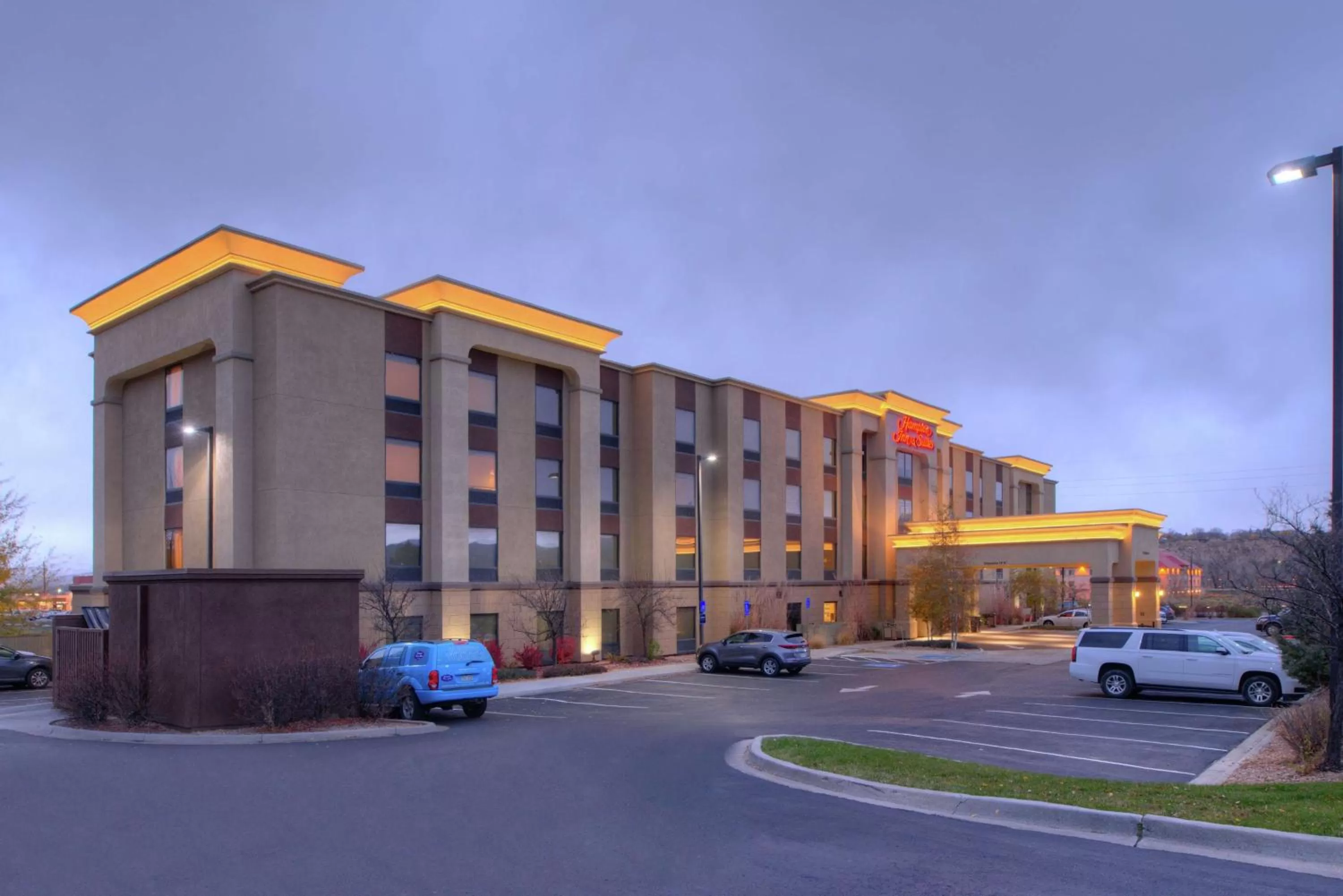 Property building in Hampton Inn & Suites Rifle
