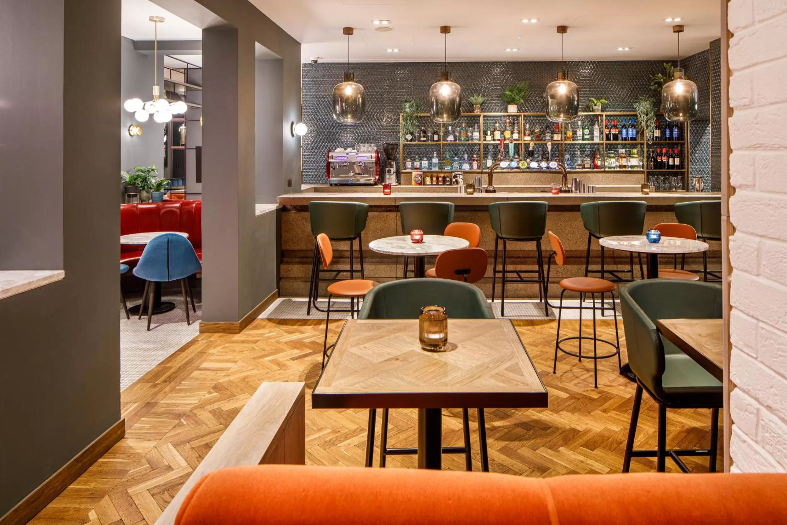 Lounge or bar in ibis Styles Edinburgh St Andrew Square