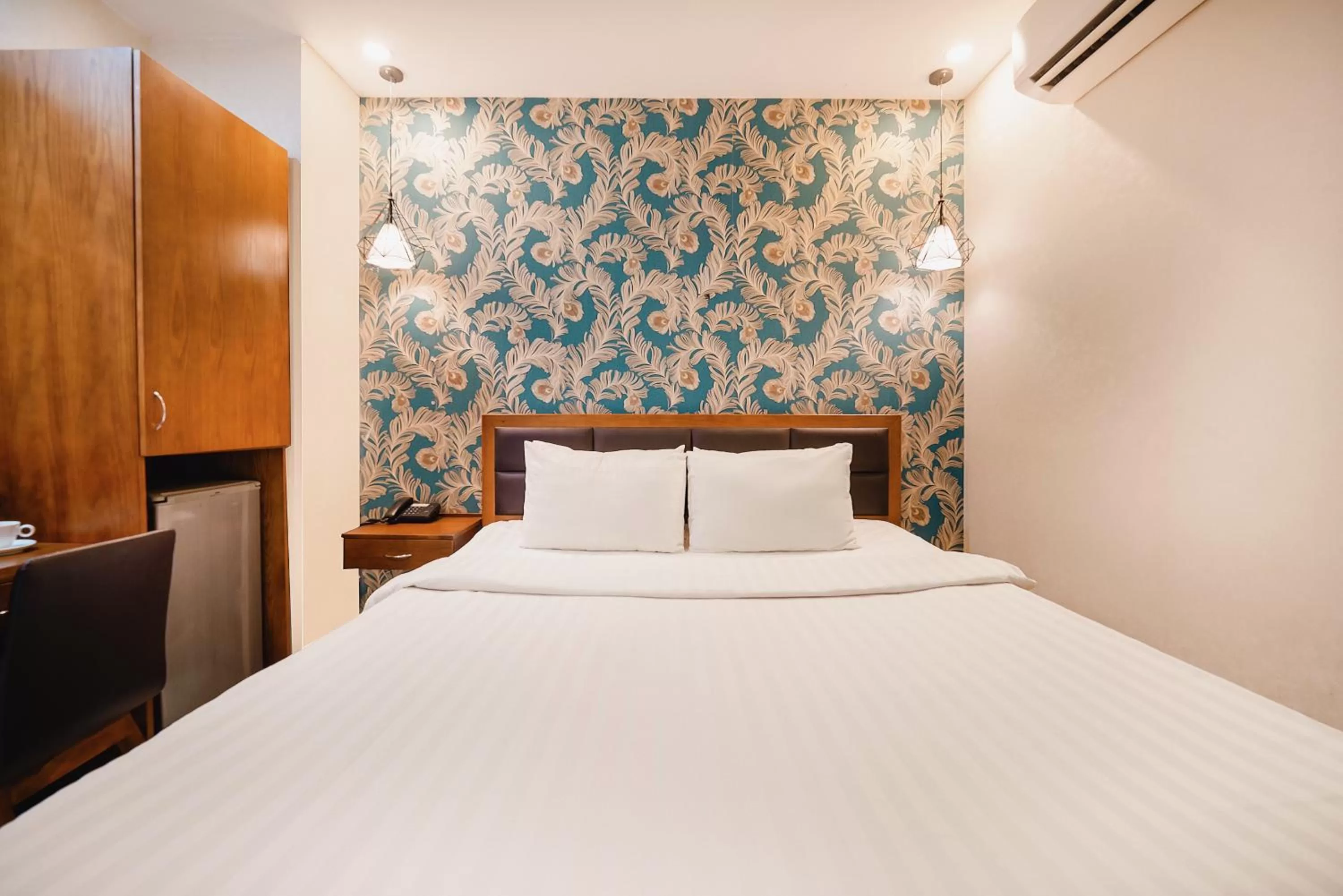 Bed in Tuong Vy Ben Thanh Hotel