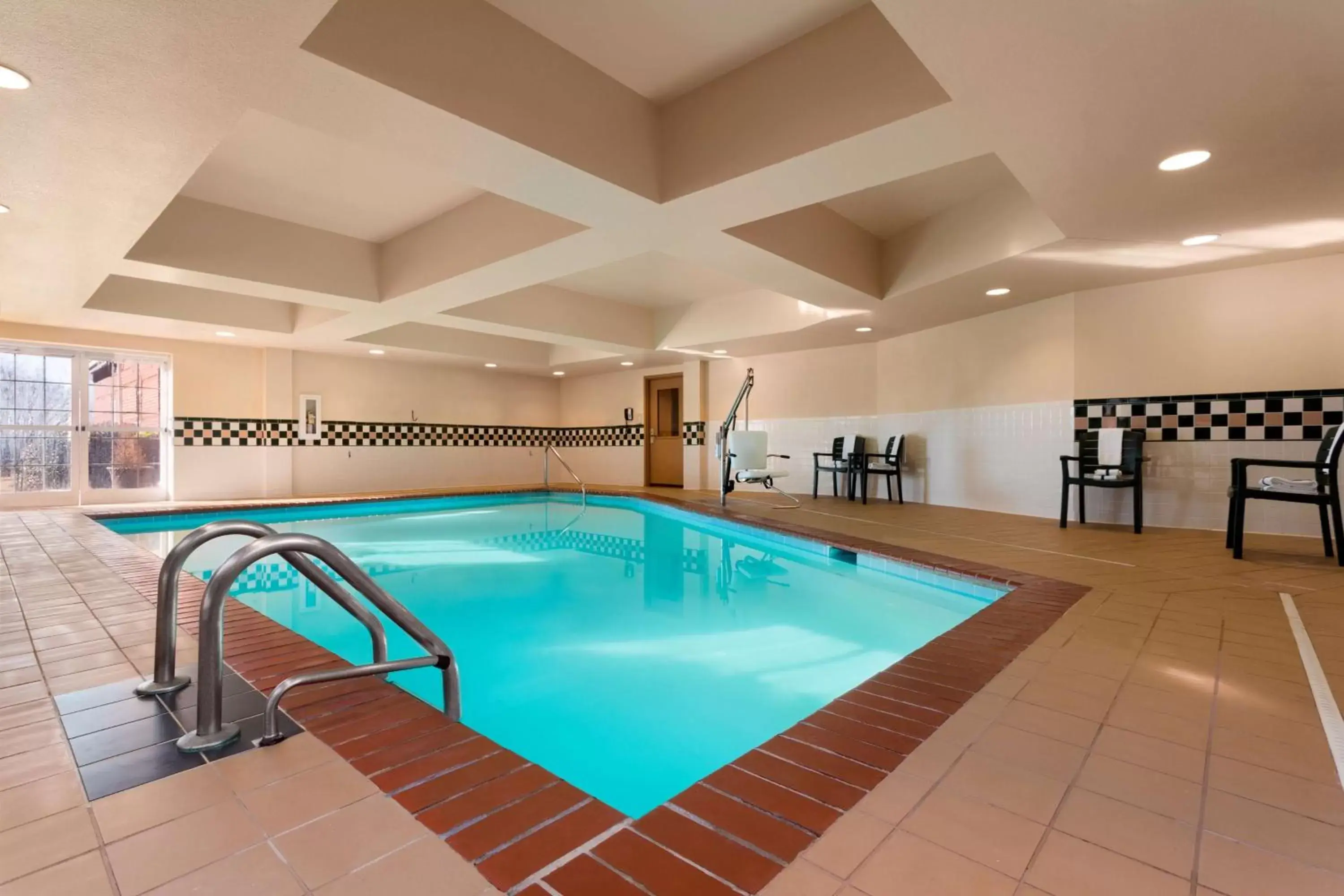 Activities, Swimming Pool in Country Inn & Suites by Radisson, Anderson, SC