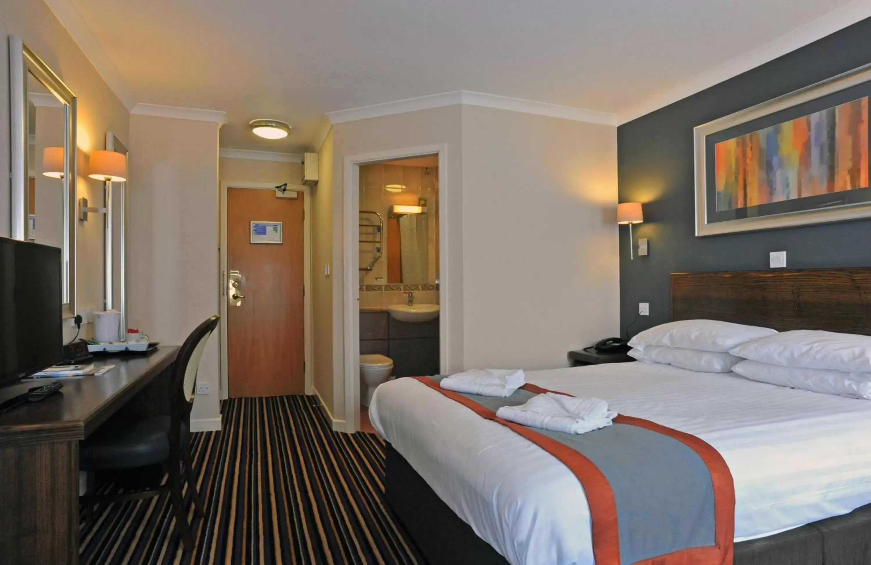 Bedroom, Bed in Weathervane Hotel by Greene King Inns