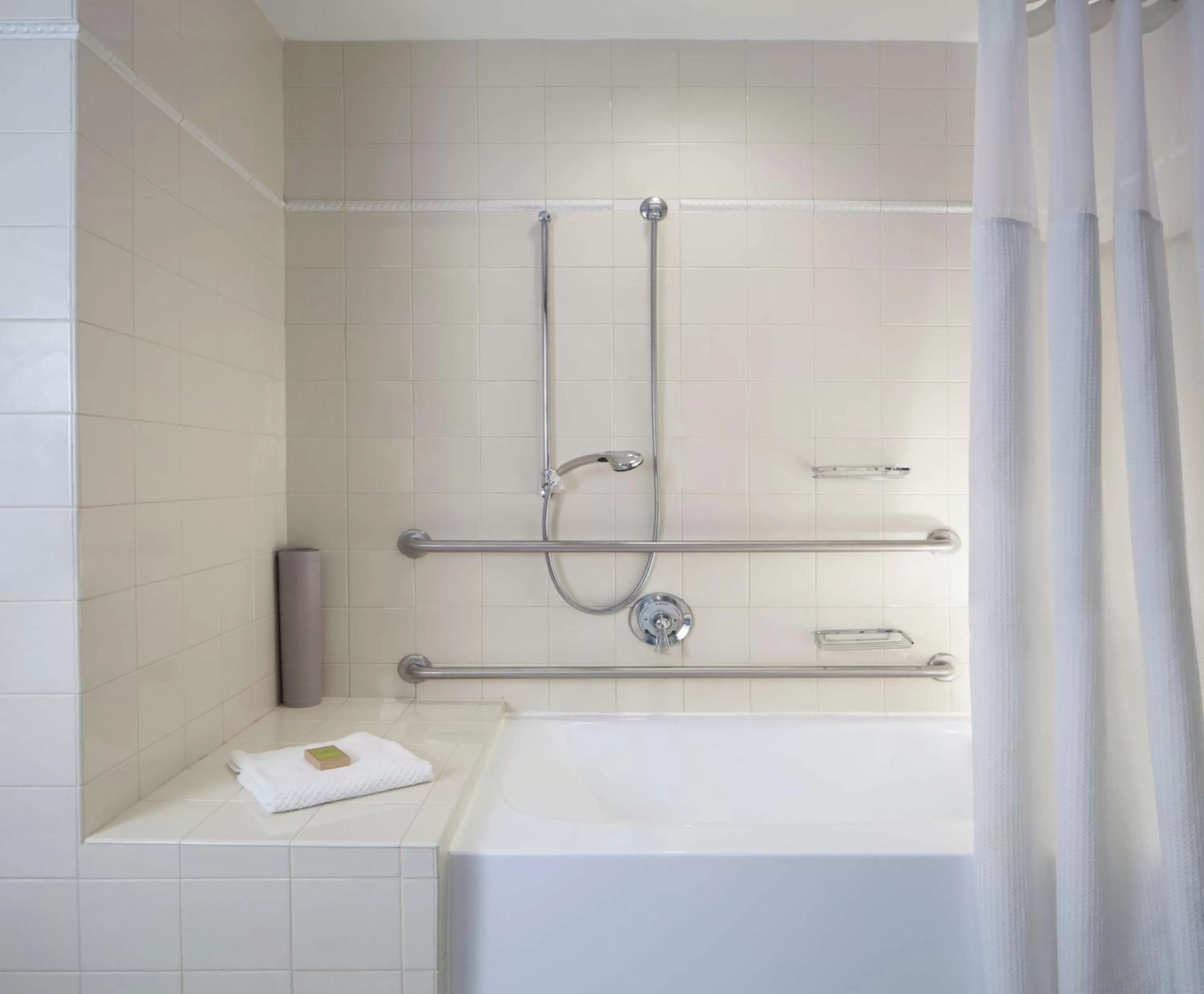 Shower in Hilton Boston Back Bay