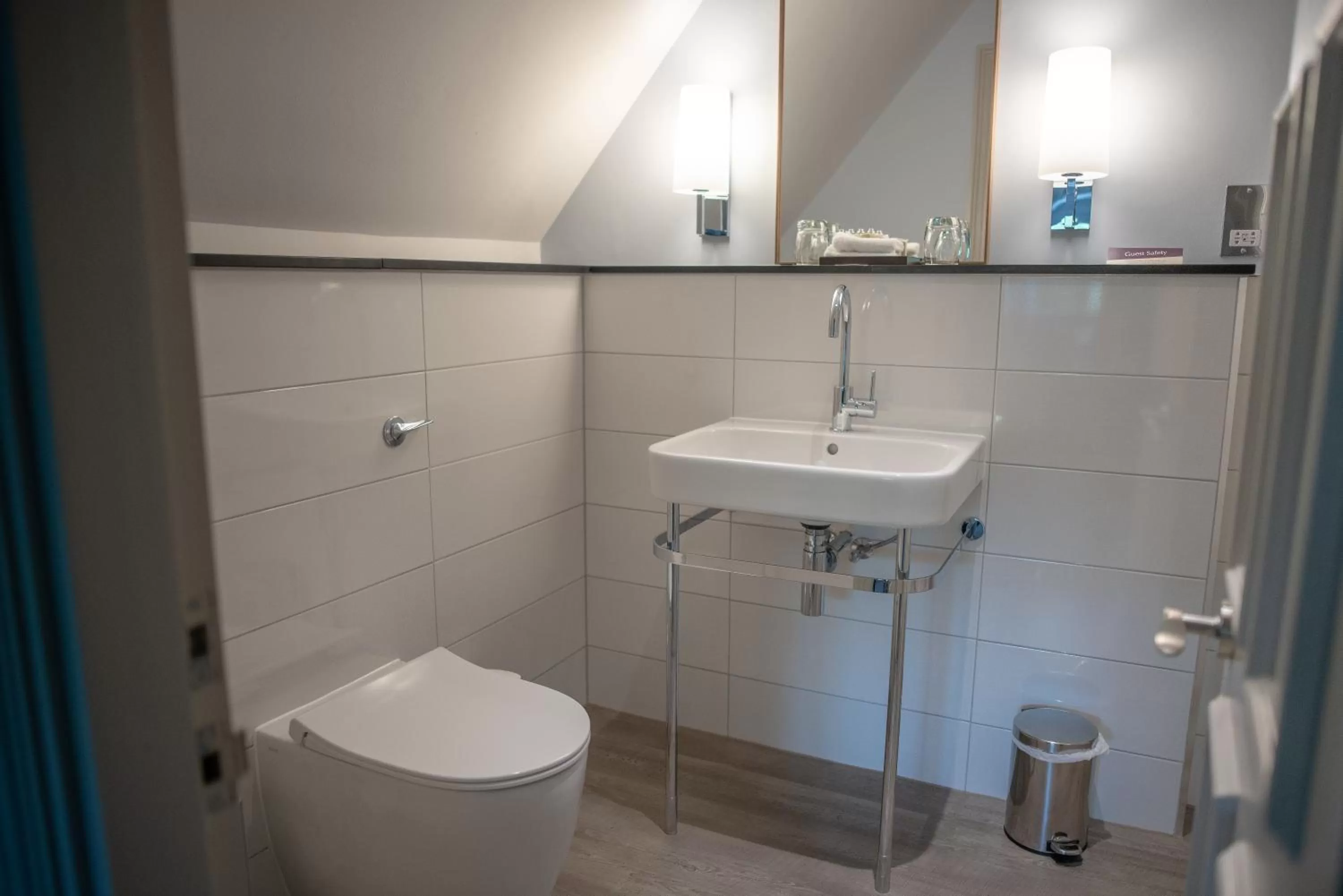 Bathroom in Hogarths Stone Manor