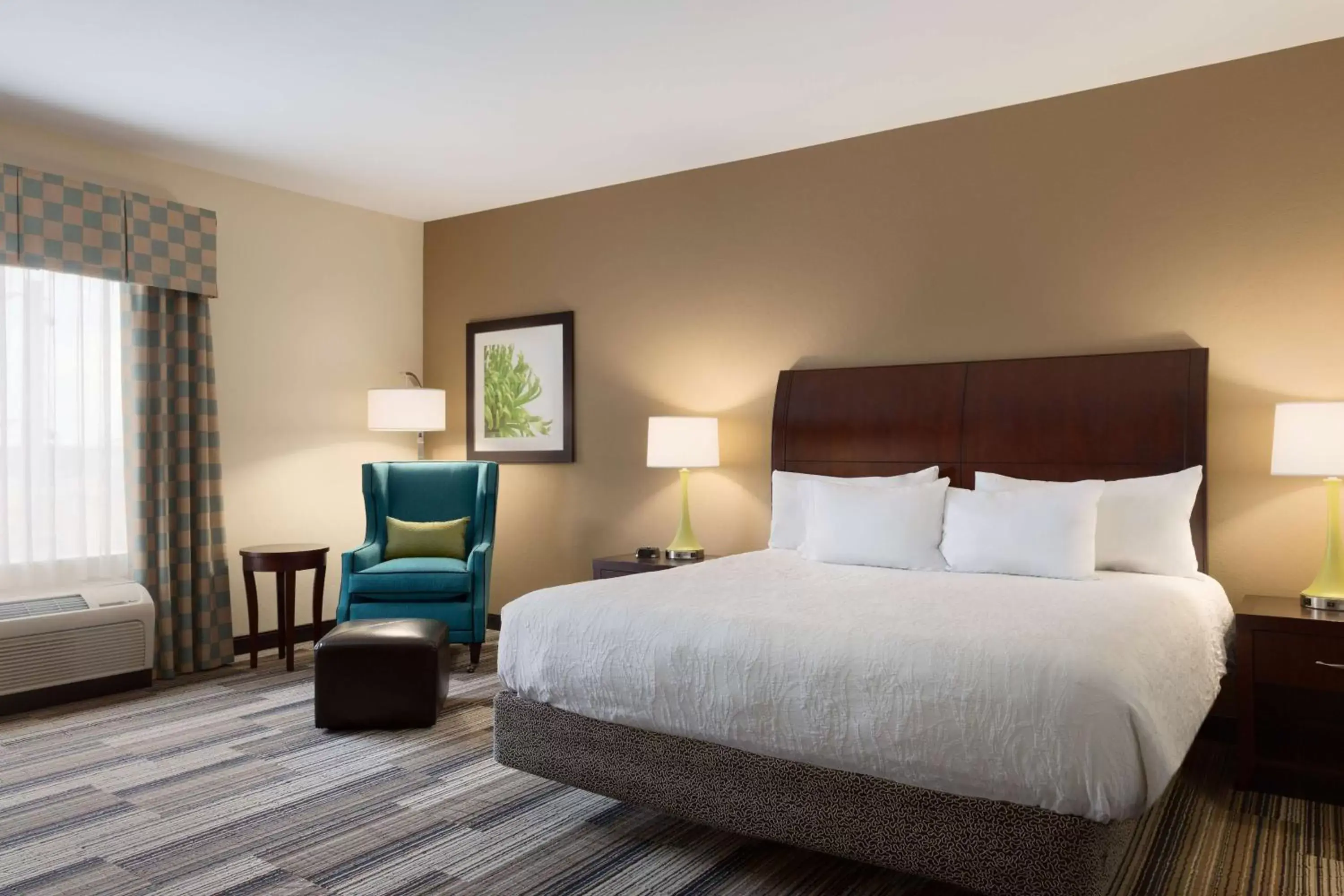 Living room, Bed in Hilton Garden Inn Abilene