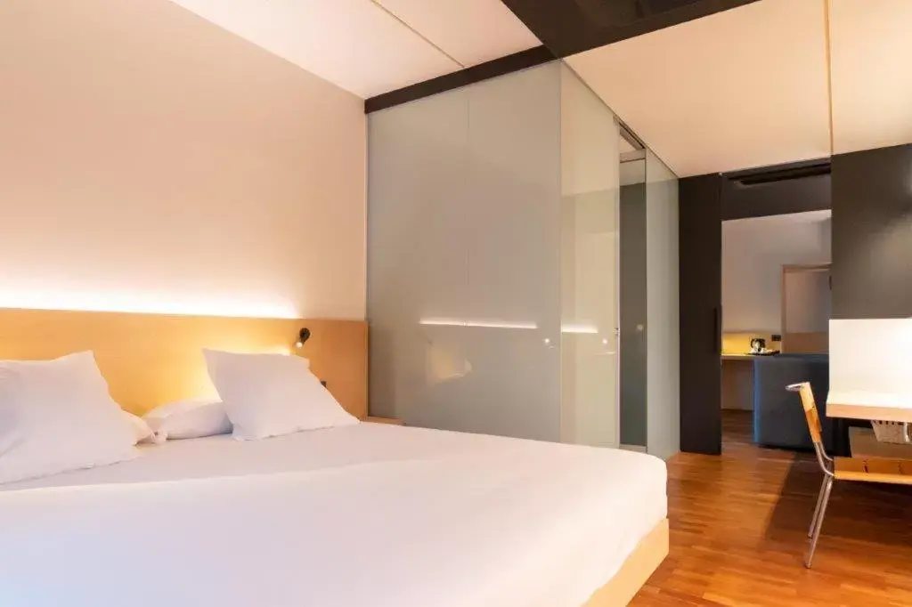 Photo of the whole room, Bed in ETH Irún Photo of the whole room, Bed in ETH Irún