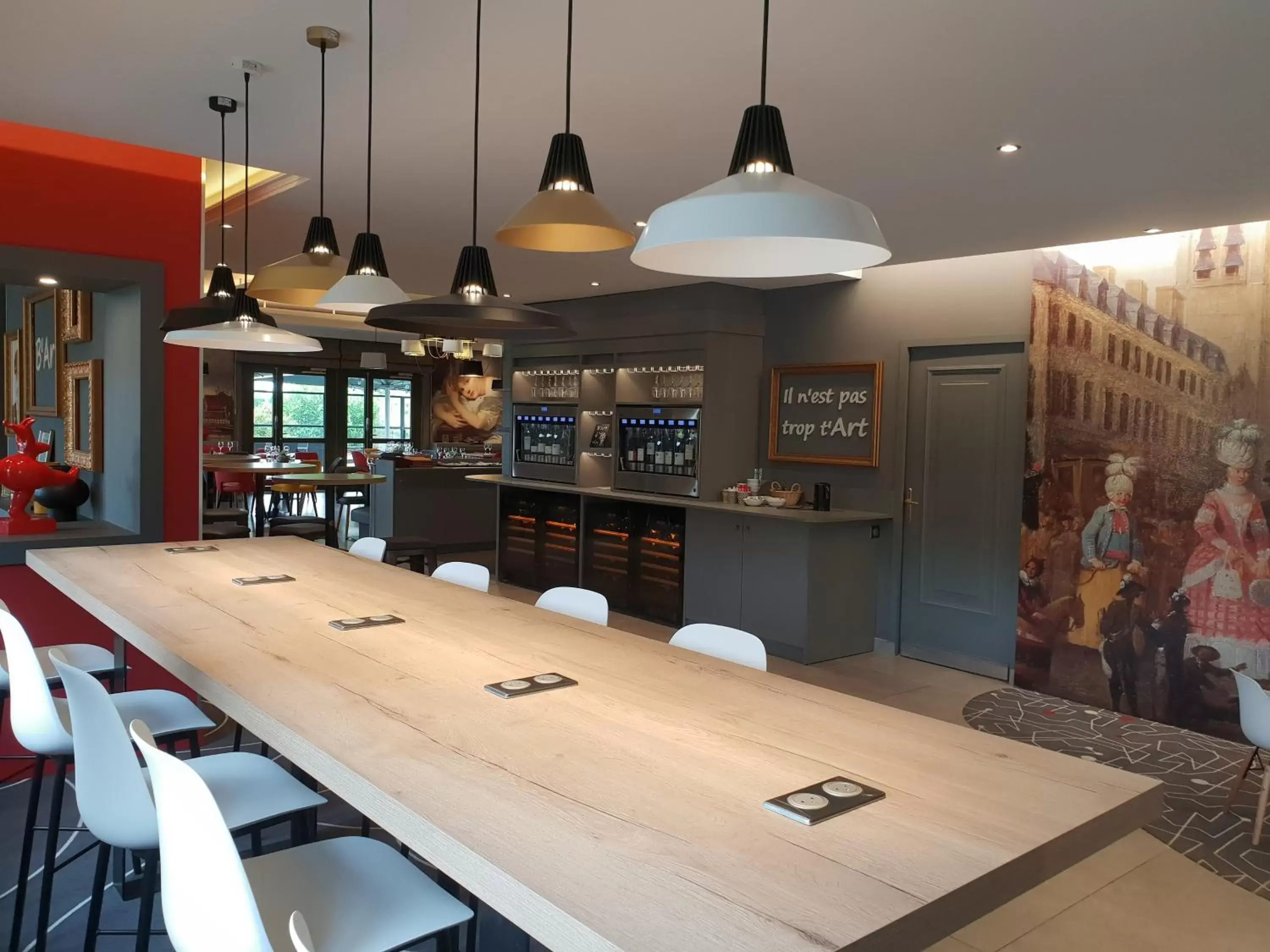 Lounge or bar, Lounge/Bar in ibis Styles Douai Gare Gayant Expo