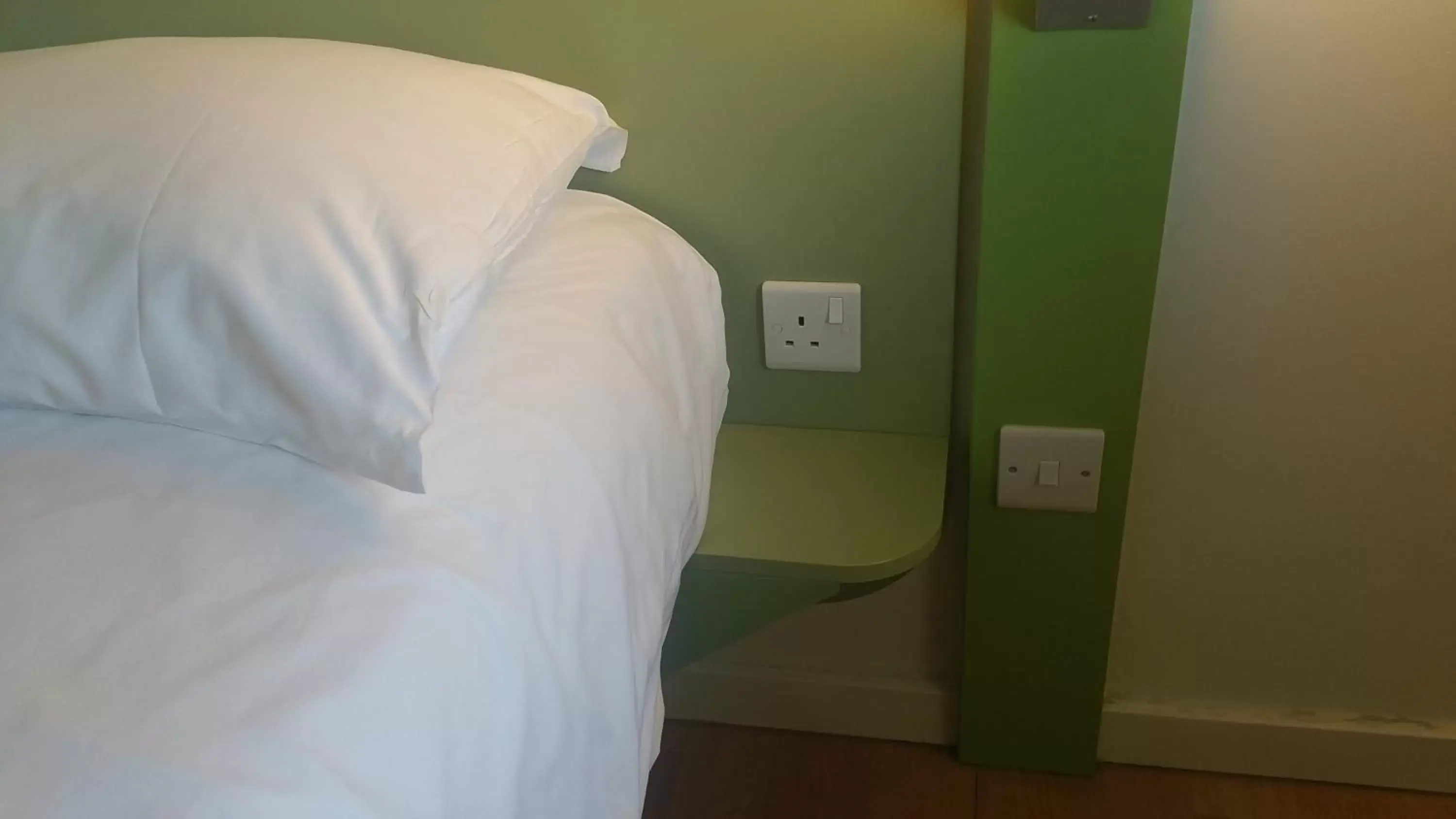 Bed, Bathroom in ibis budget Leicester