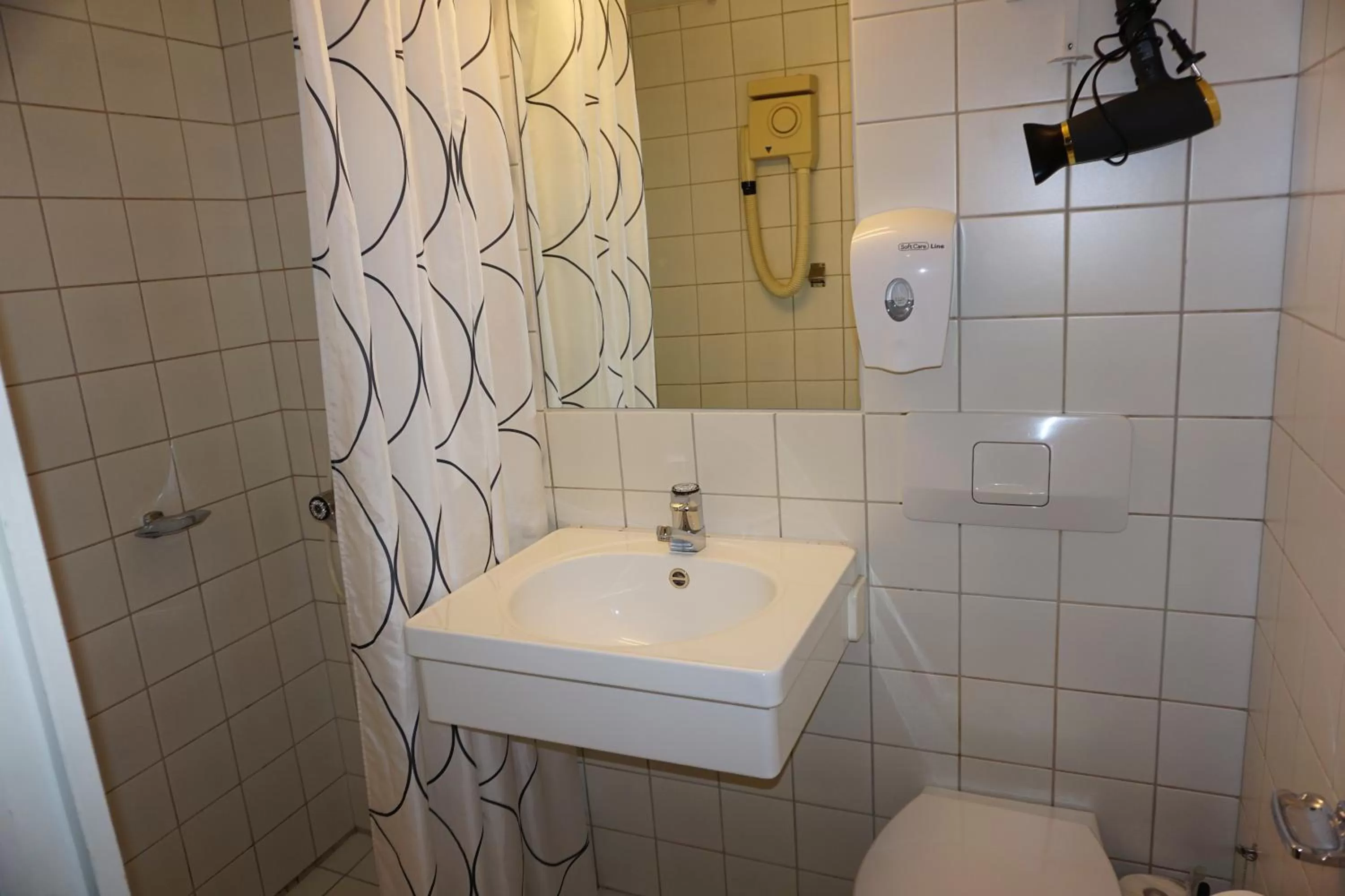 Bathroom in Verdde Hotel Lakselv