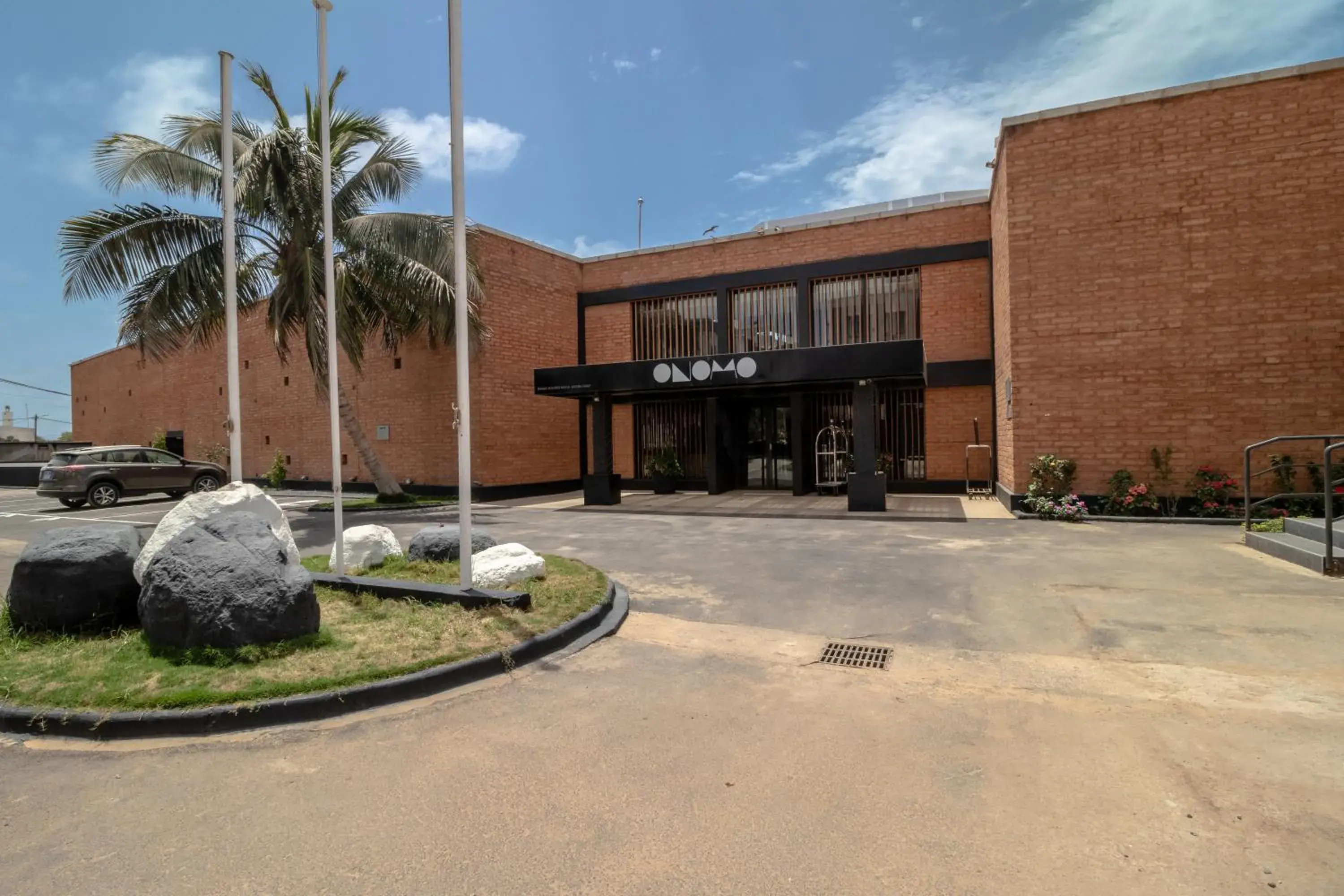 Facade/entrance, Property Building in ONOMO Hotel Dakar