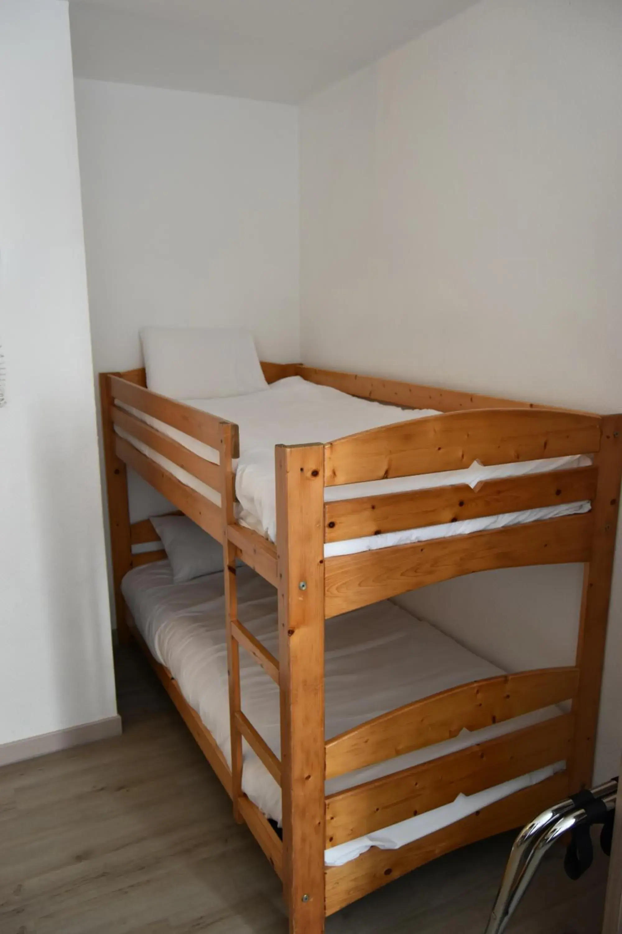 Bunk Bed in Kyriad Hotel - Restaurant Carentan
