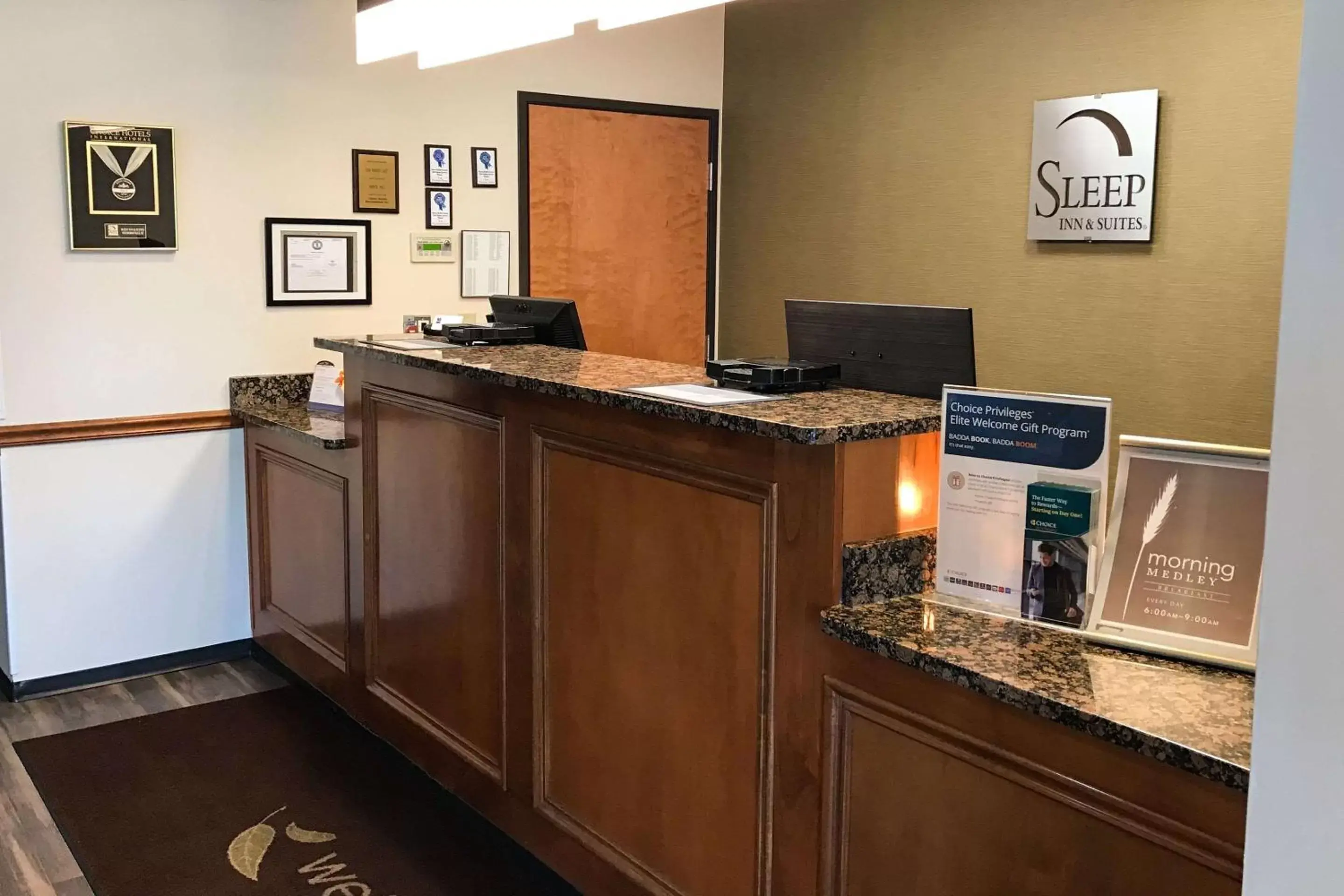 Lobby or reception, Lobby/Reception in Sleep Inn & Suites Shepherdsville Louisville South