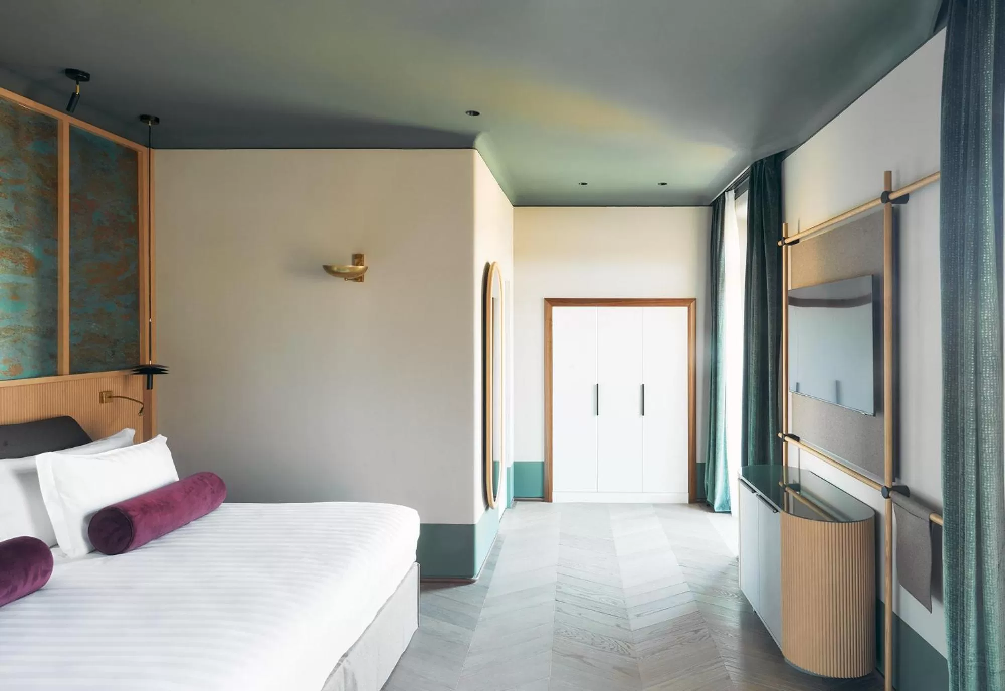 Bed in Palazzo Velabro, a Member of Design Hotels