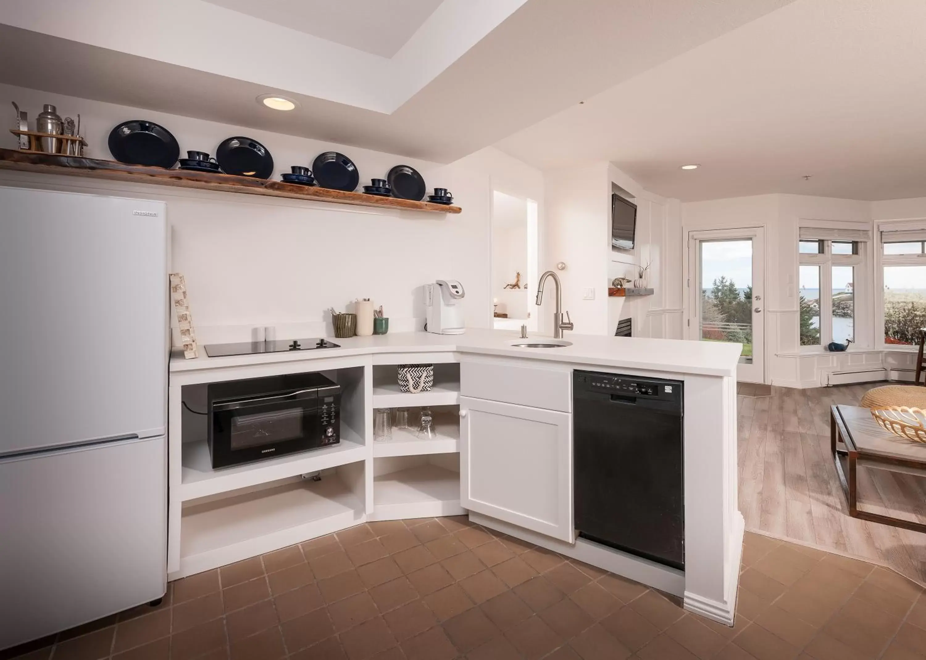 Kitchen or kitchenette, Kitchen/Kitchenette in ViewPoint Hotel