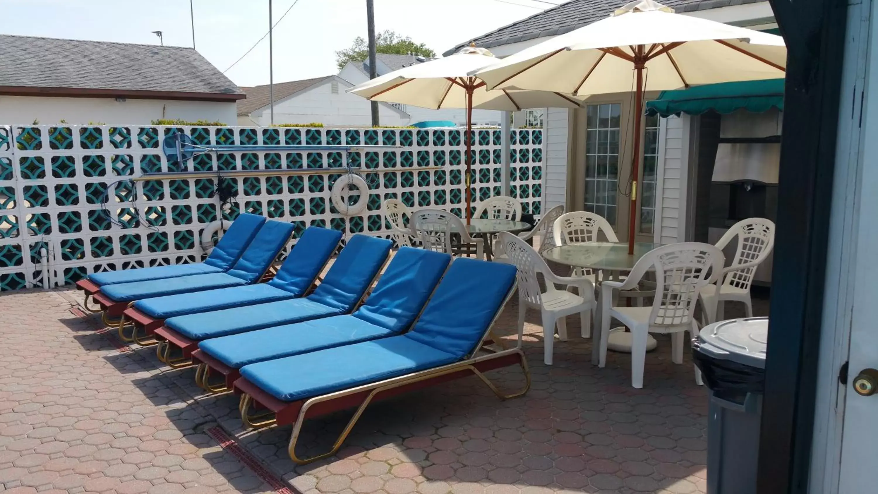 Patio in The Amethyst Beach Motel