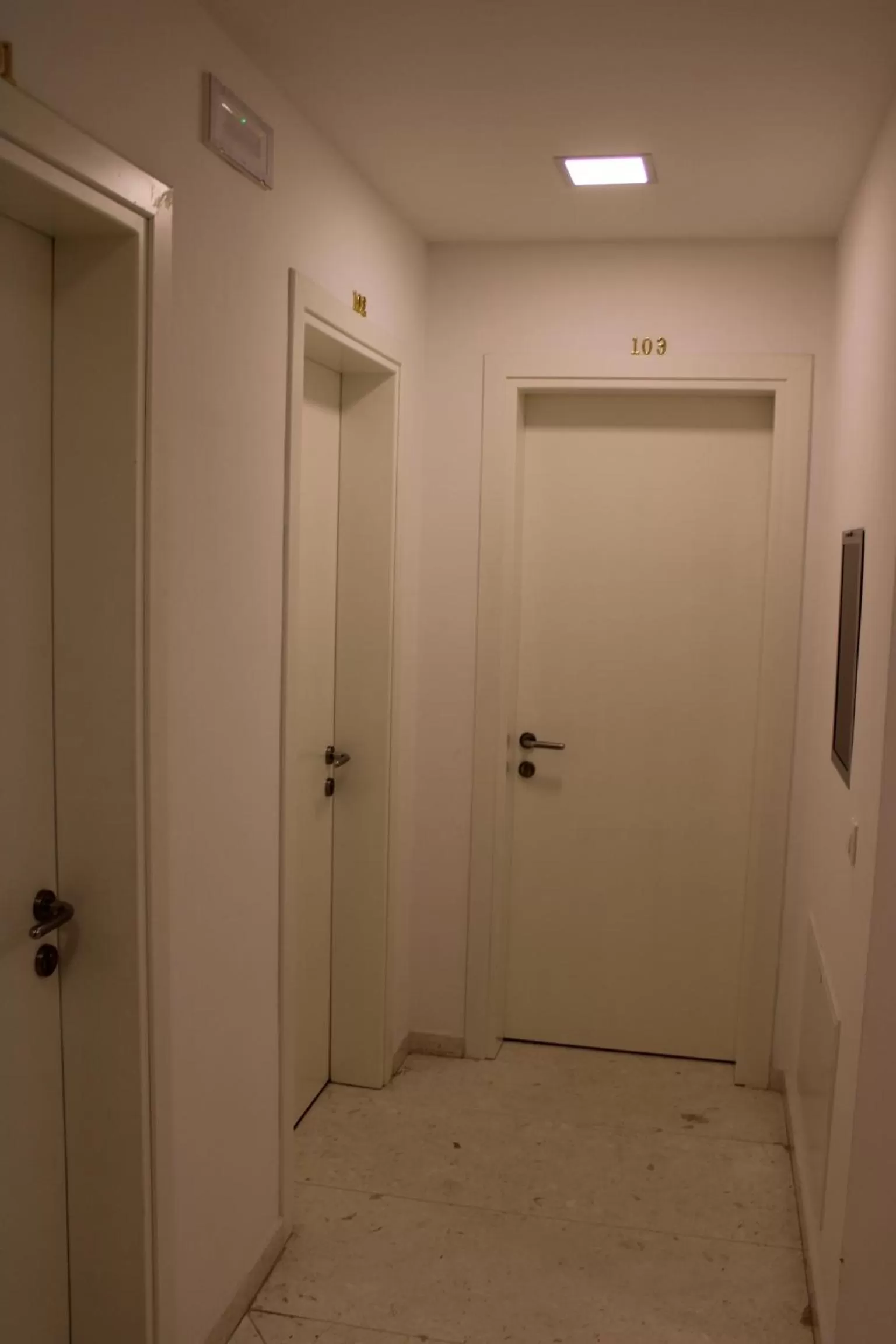 Bathroom in Aleksi rooms