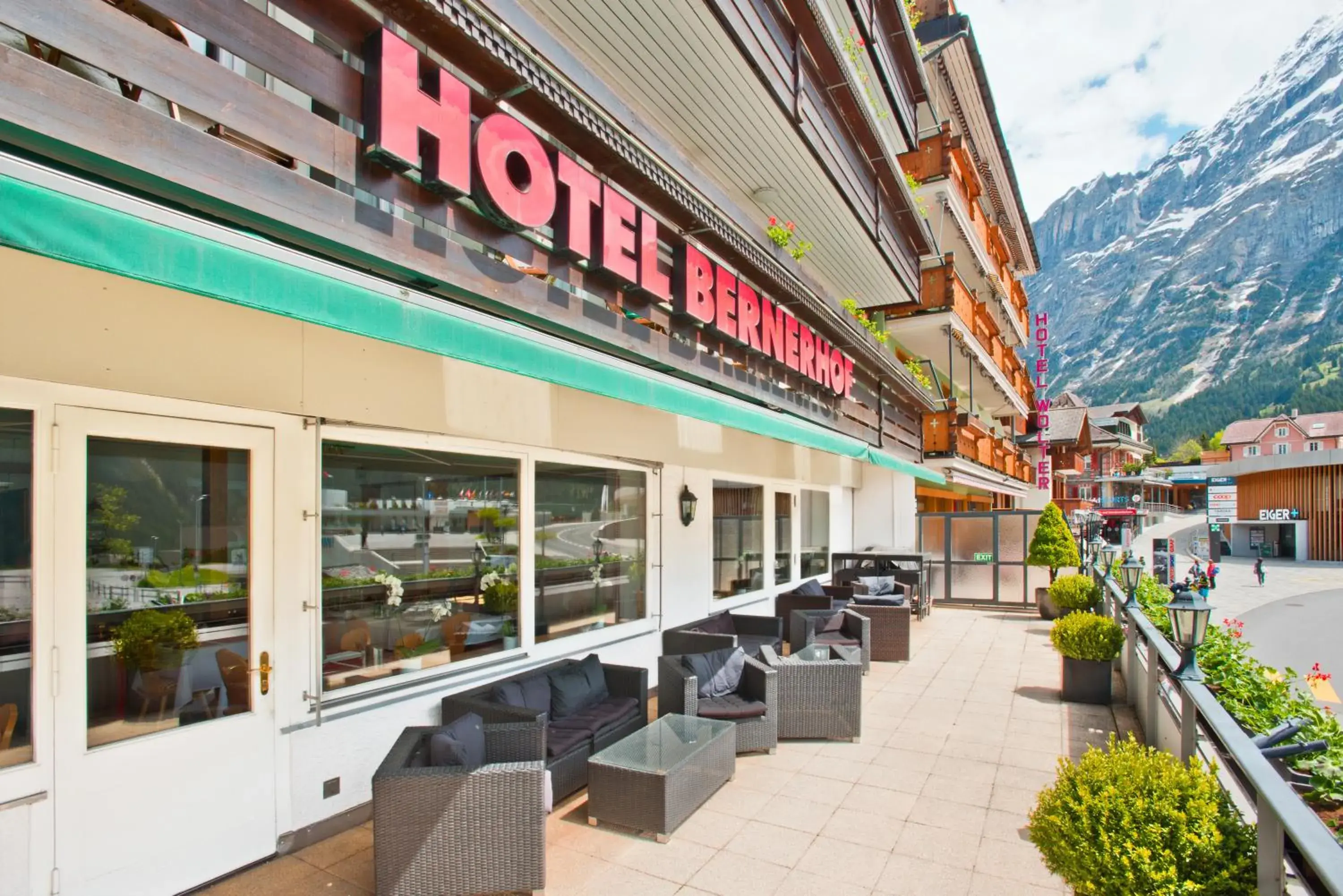 Balcony/Terrace in Hotel Bernerhof Grindelwald