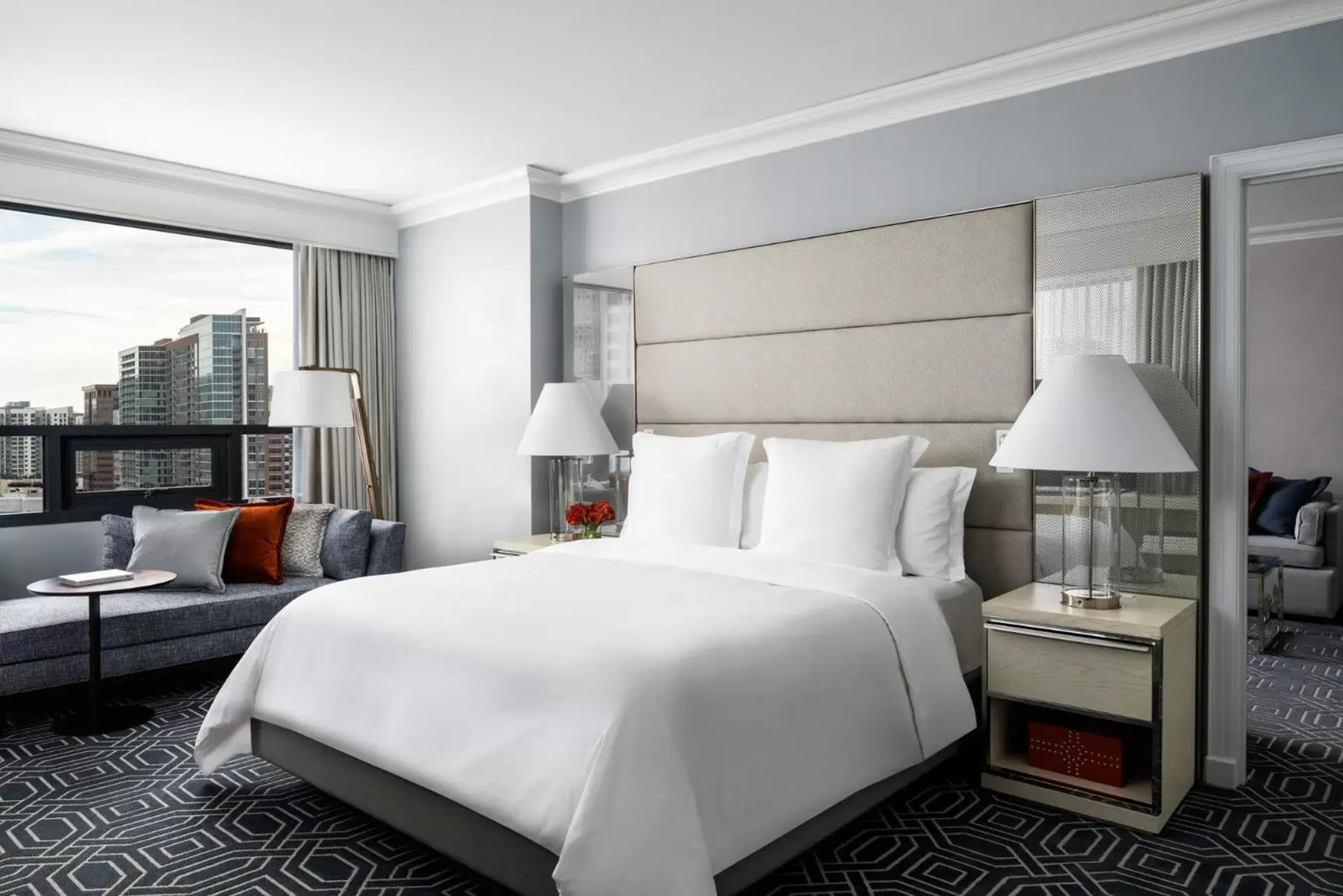 Bed in Four Seasons Hotel Atlanta
