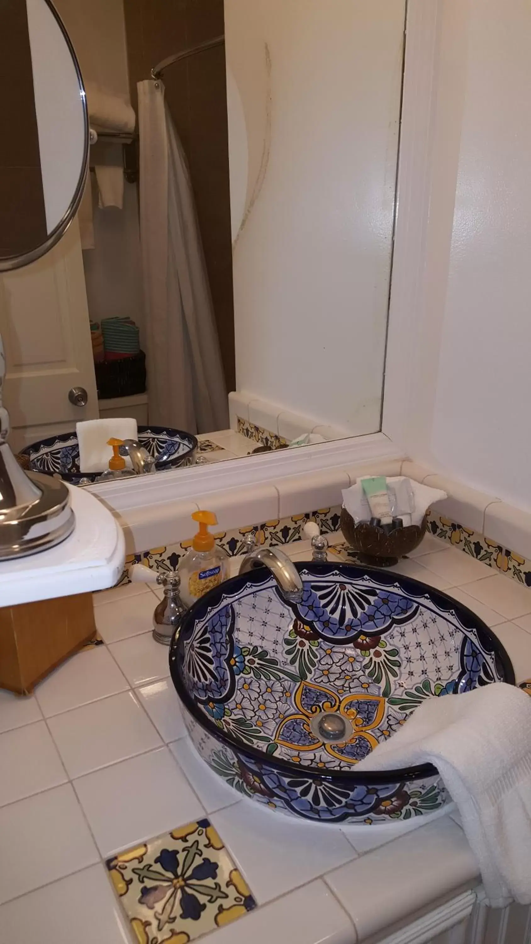 Bathroom in The Caribbean Court Boutique Hotel