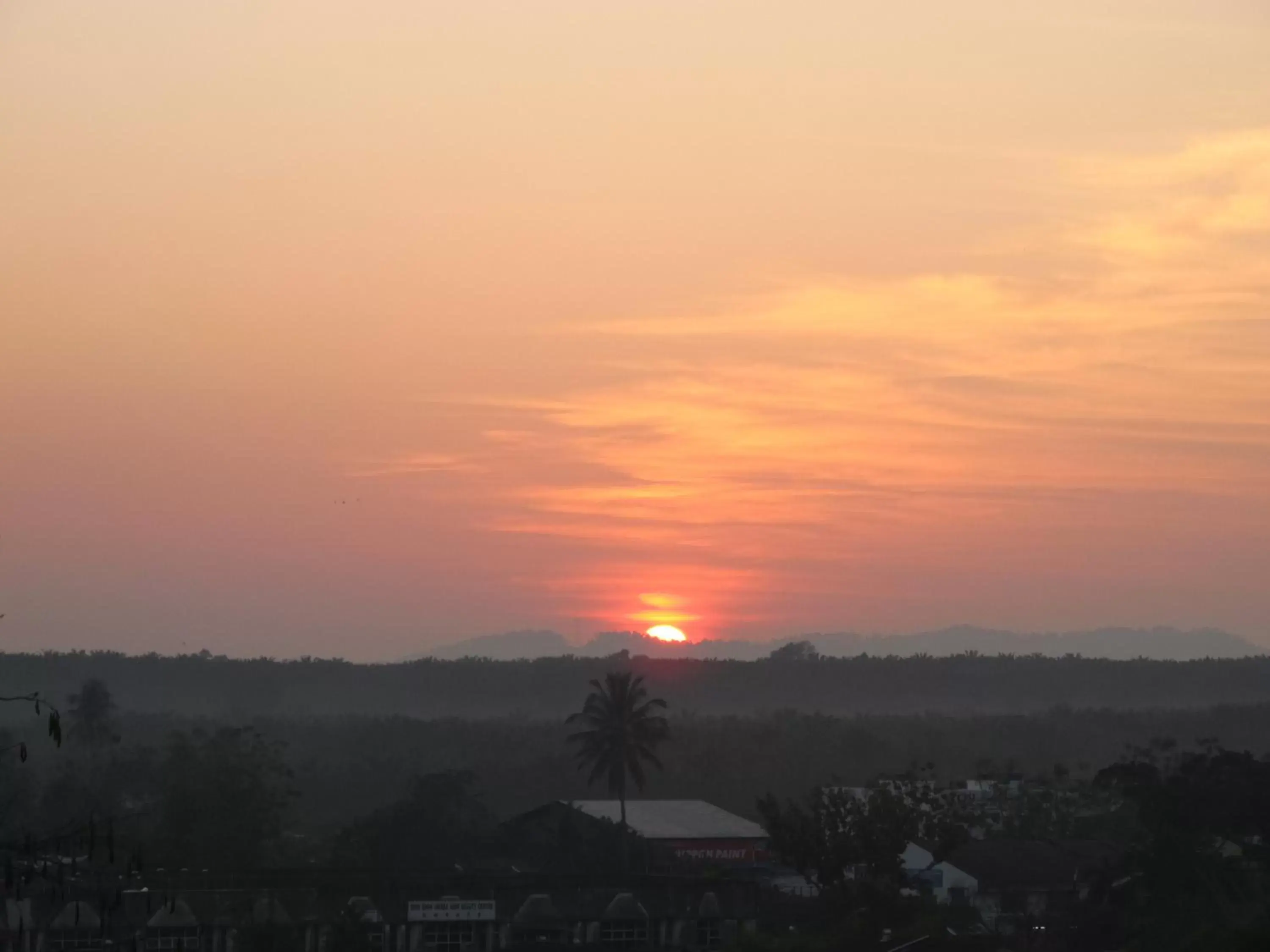 Sunrise/Sunset in HOTEL SUKARAMAI