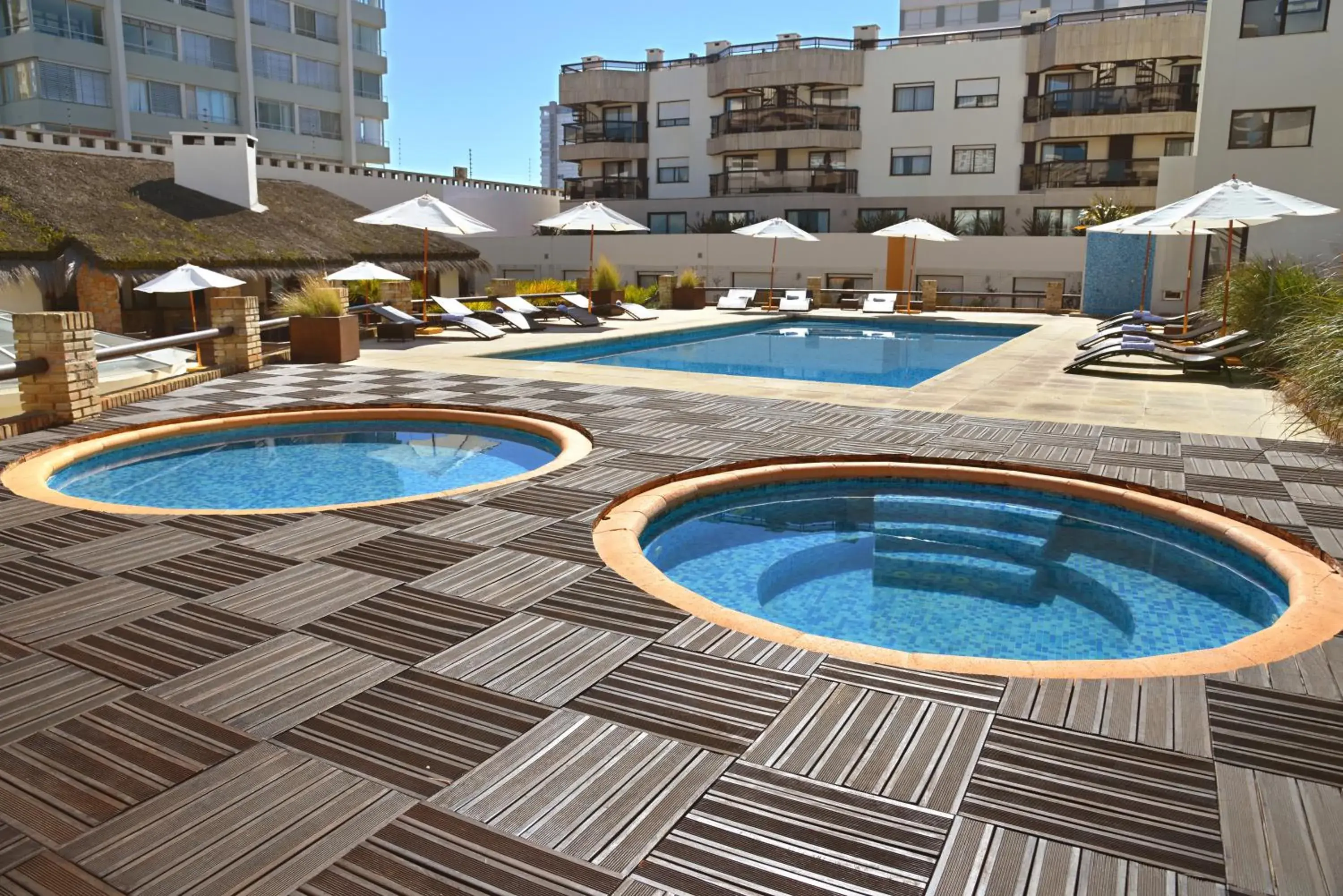 Swimming Pool in Golden Beach Resort & Spa