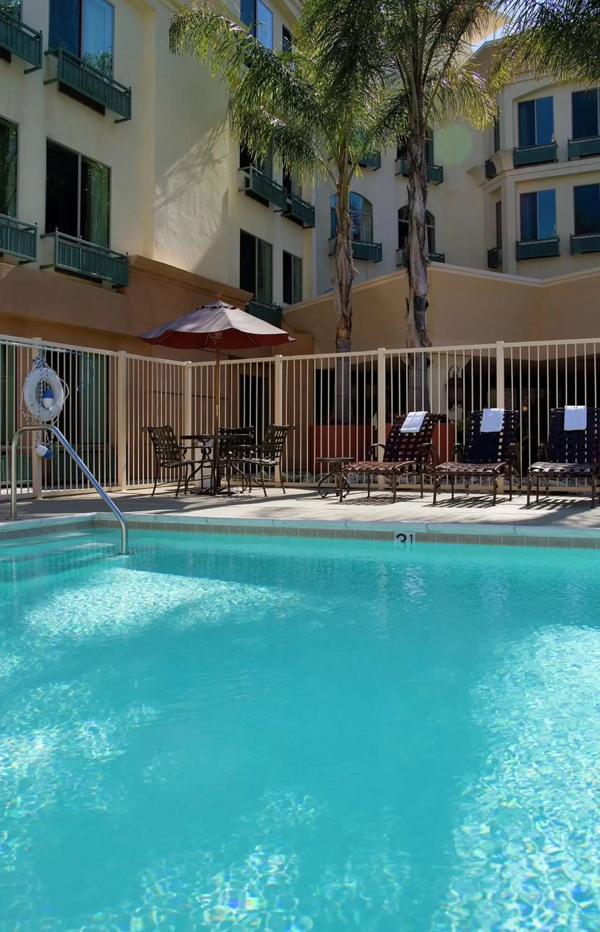 Pool view, Swimming Pool in Hampton Inn San Diego/Del Mar