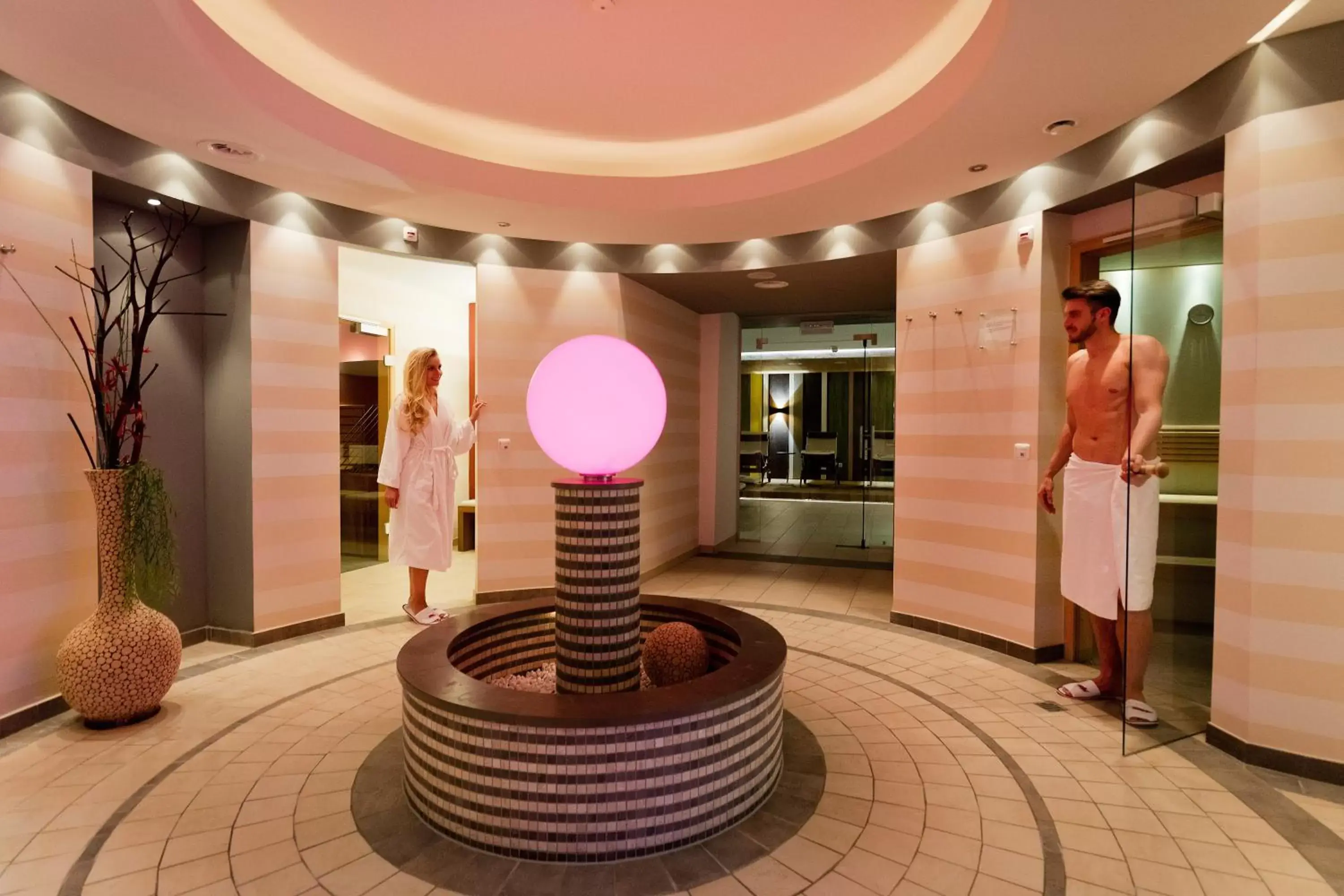 Spa and wellness centre/facilities in Hotel Zum Mohren