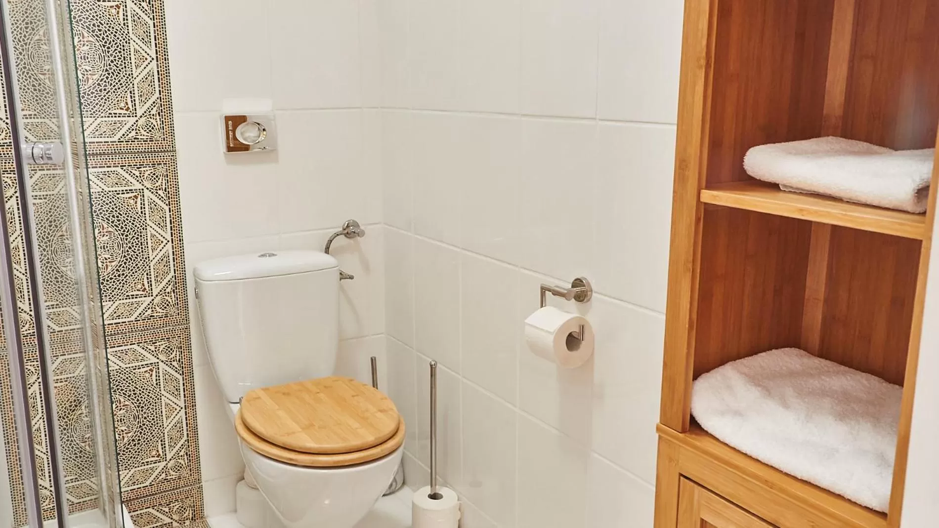 Toilet in Hotel 3 Könige