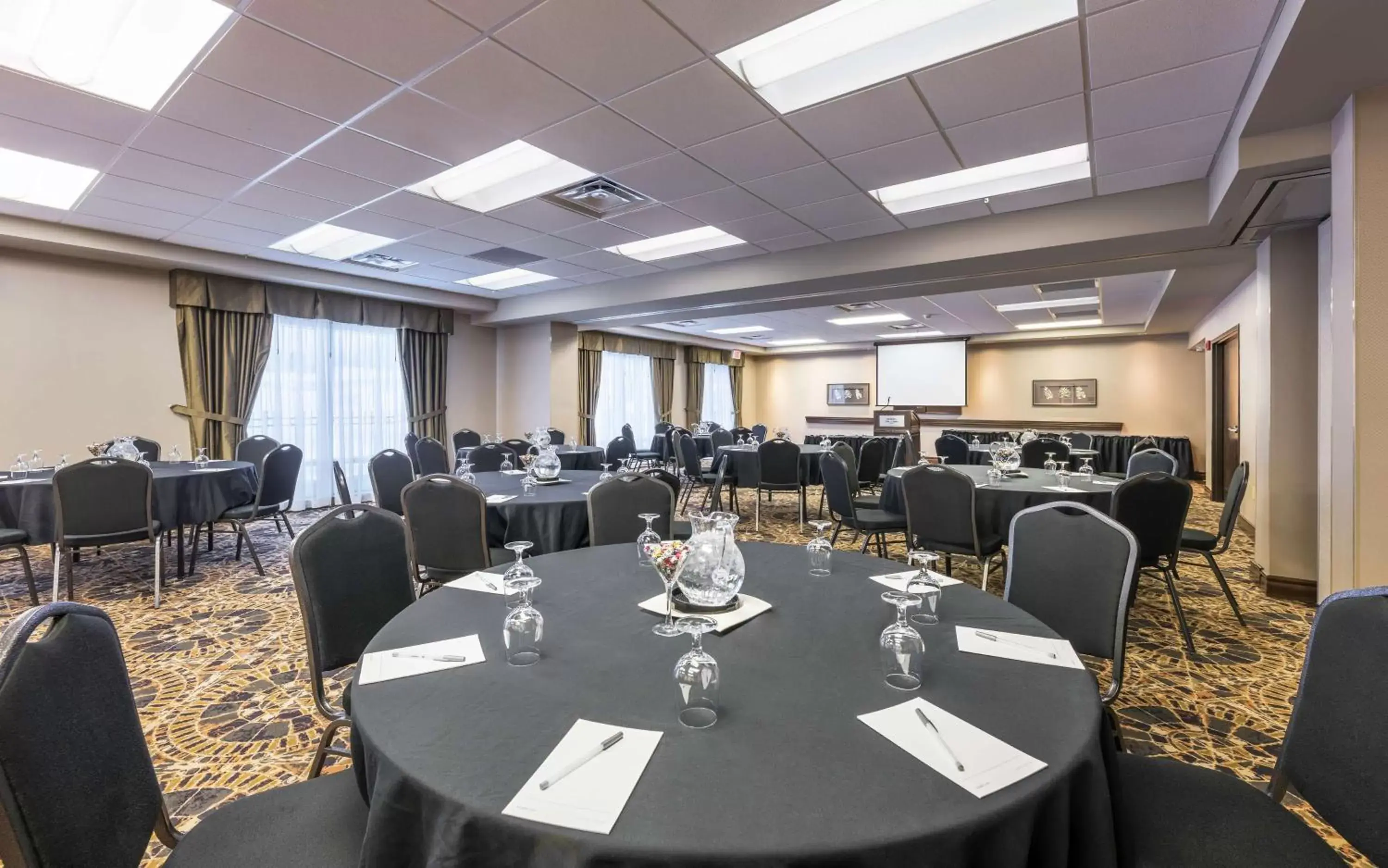 Meeting/conference room in Hampton Inn & Suites by Hilton Moncton