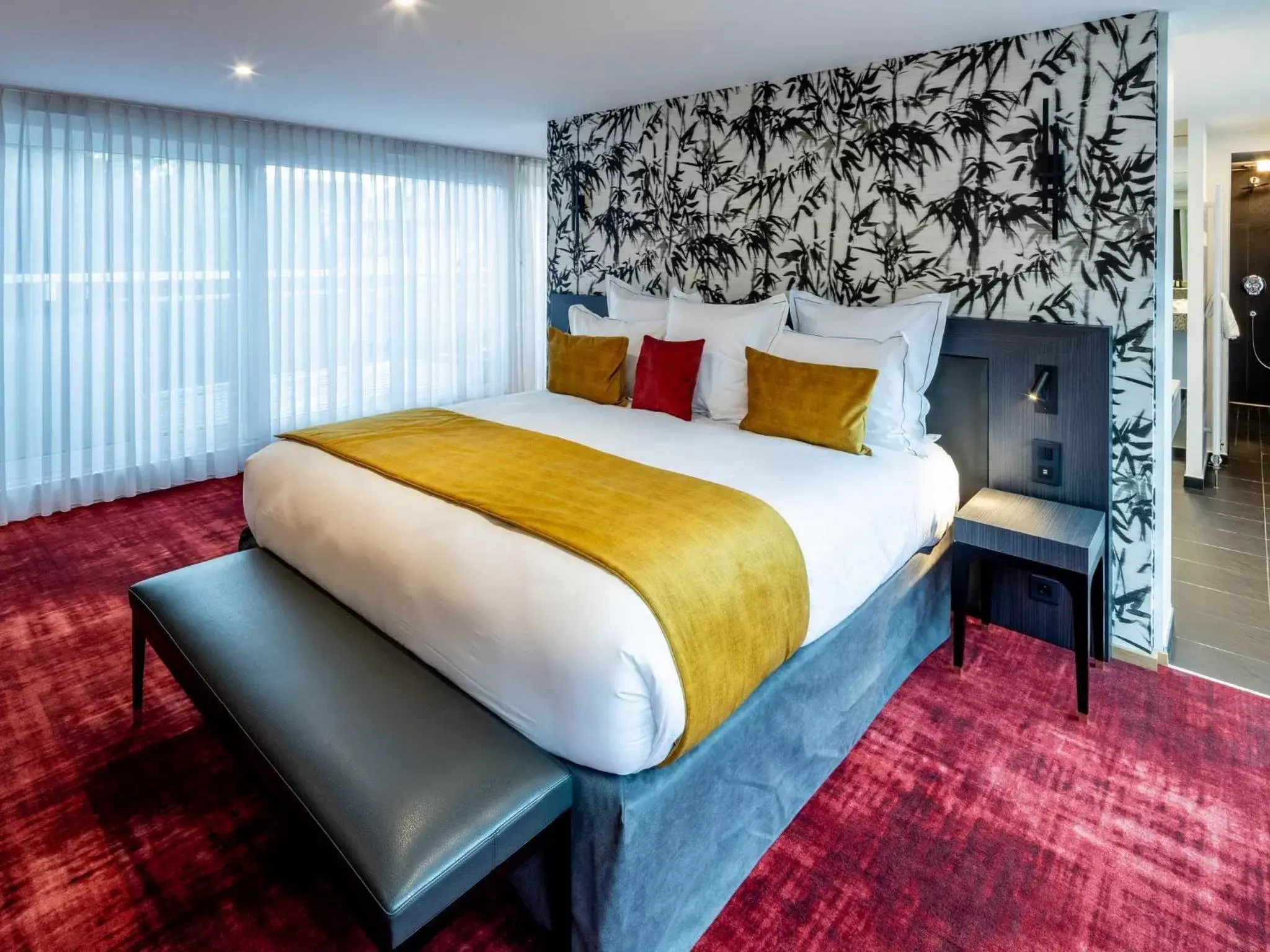 Bedroom, Bed in Hôtel Villa La Florangerie - SPA & Piscine Bedroom, Bed in Hôtel Villa La Florangerie - SPA & Piscine