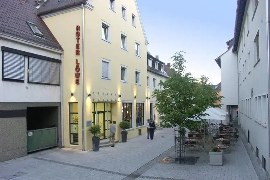 Facade/entrance in Akzent Hotel Roter Löwe