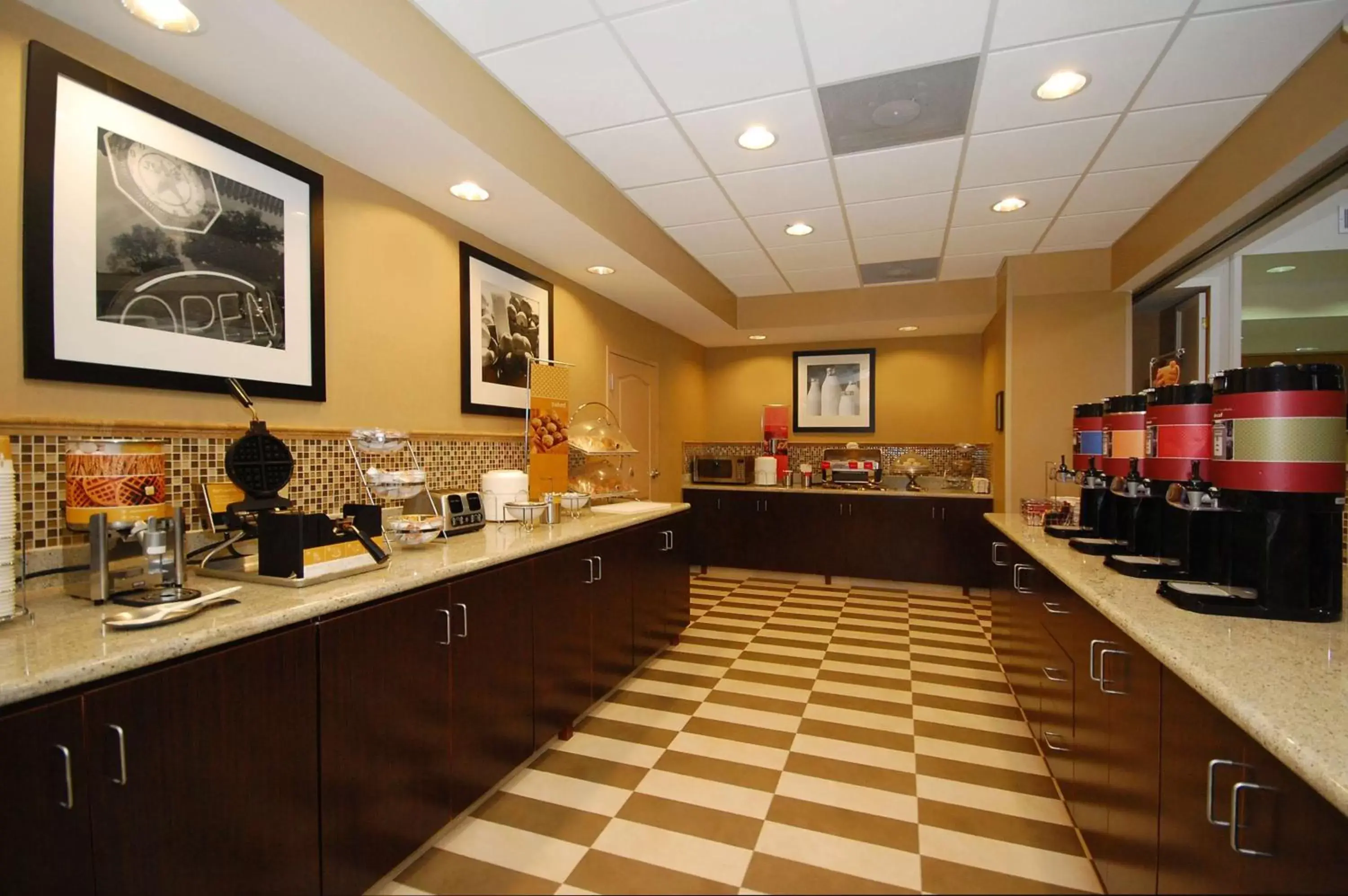 Dining area, Restaurant/Places to Eat in Hampton Inn Jackson/Flowood - Airport Area MS