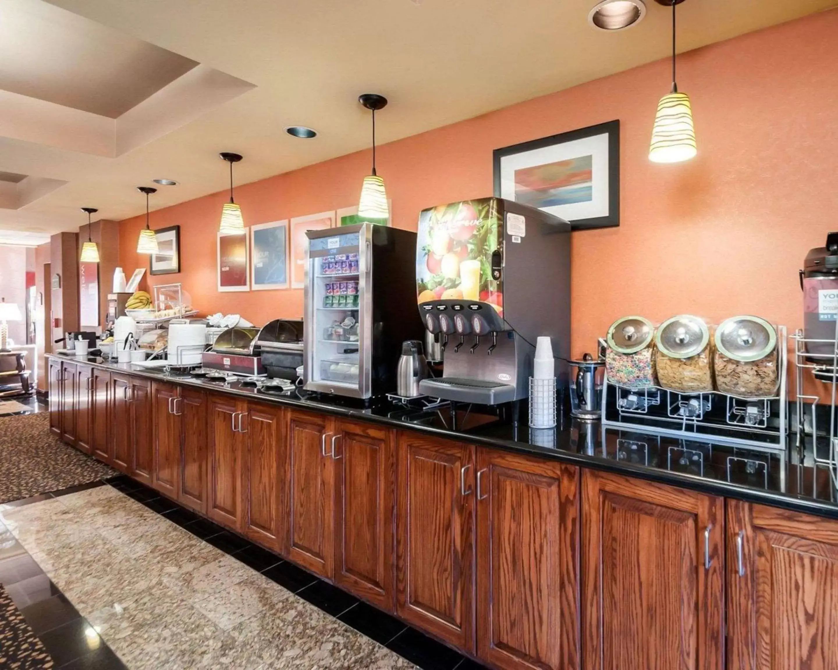 Restaurant/places to eat in Comfort Suites Dulles Airport Restaurant/places to eat in Comfort Suites Dulles Airport