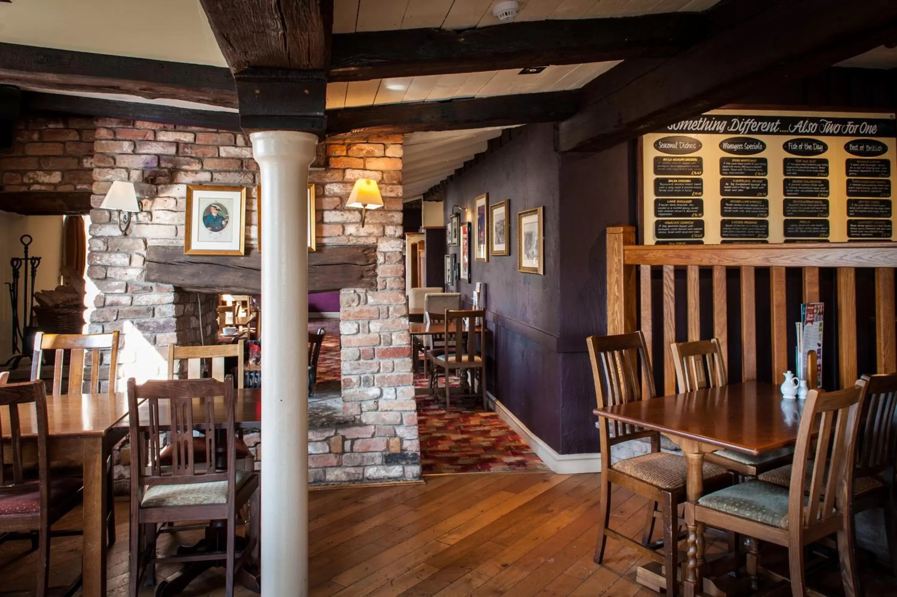 Restaurant/places to eat in Admiral's Table, Bridgwater by Marston's Inns