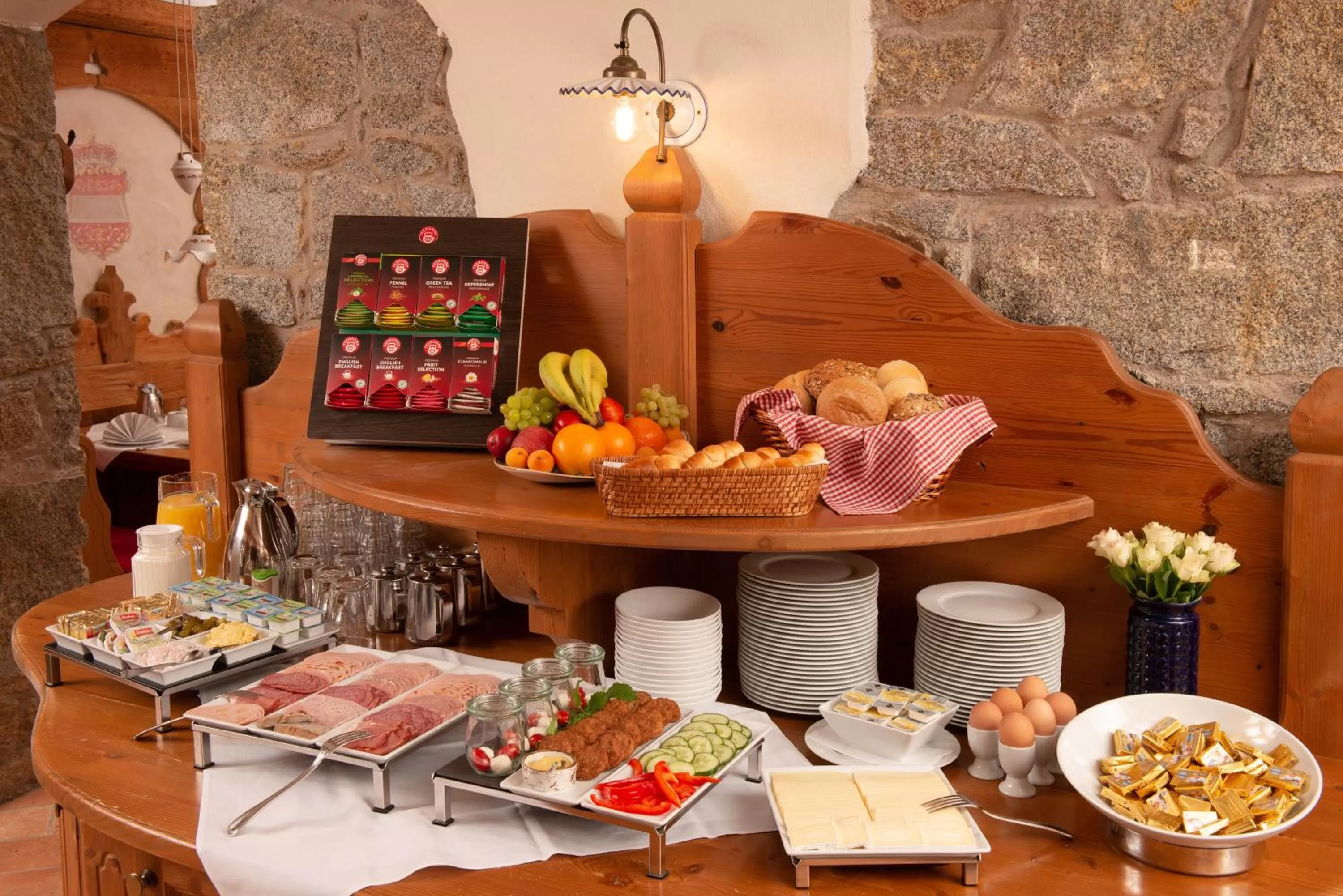 Breakfast in Villa Antonia