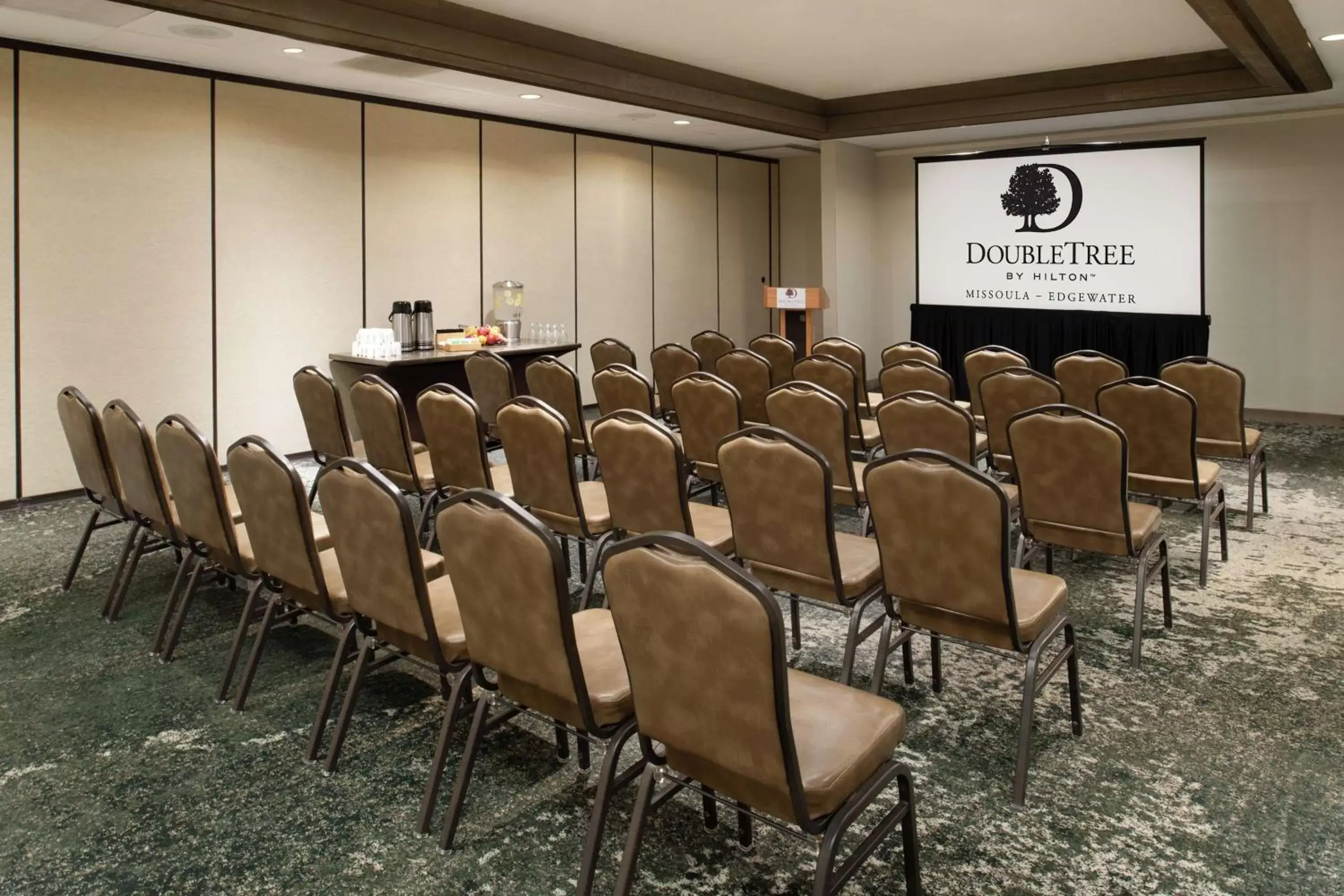 Meeting/conference room in DoubleTree by Hilton Missoula Edgewater