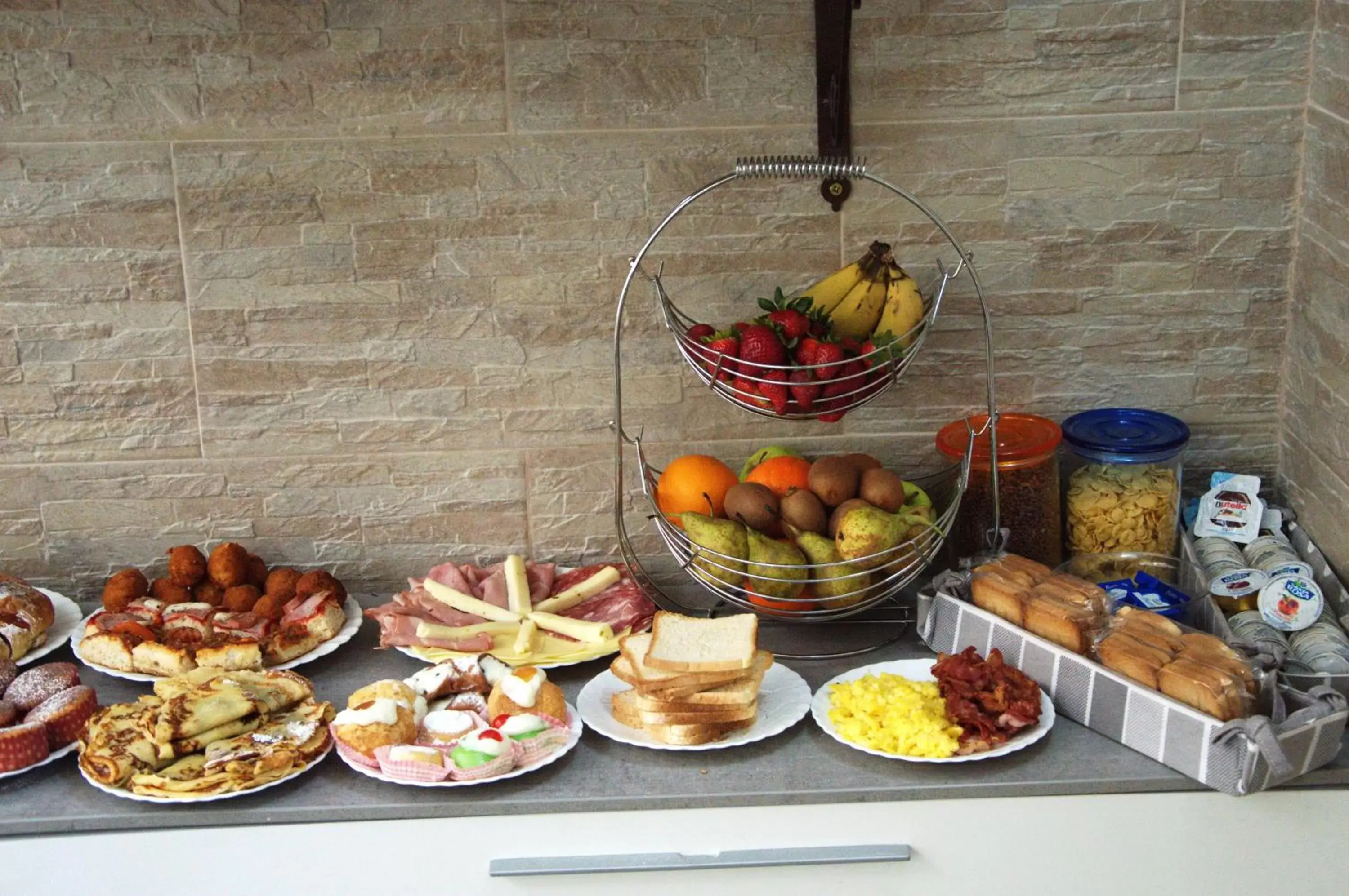 Buffet breakfast, Food in B&B Palermo Sole & Cultura