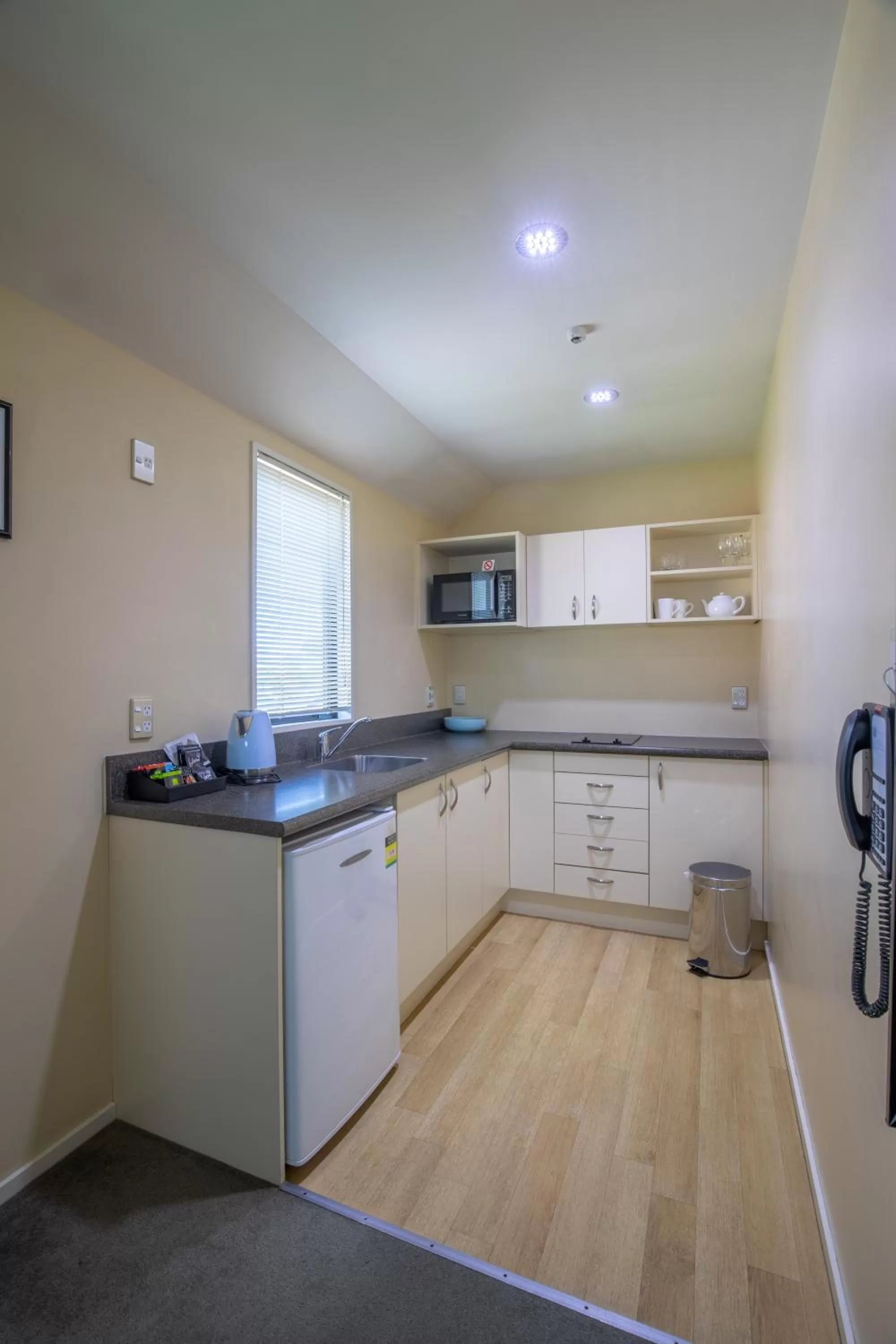 Kitchen or kitchenette in Abbella Lodge Motel