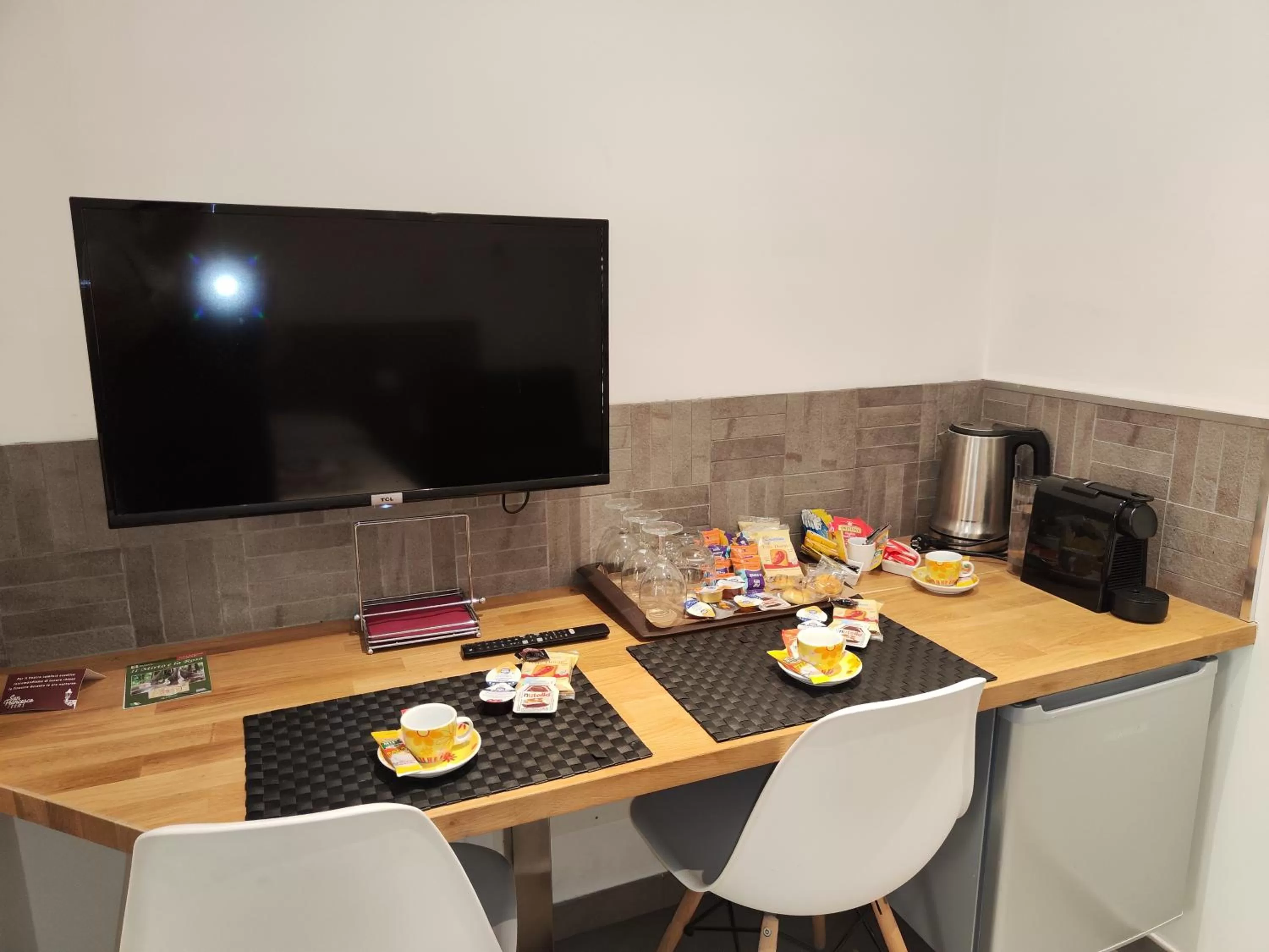 Coffee/tea facilities in San Francesco Rooms and Apartment with Terrace in Palermo Locazione Turistica