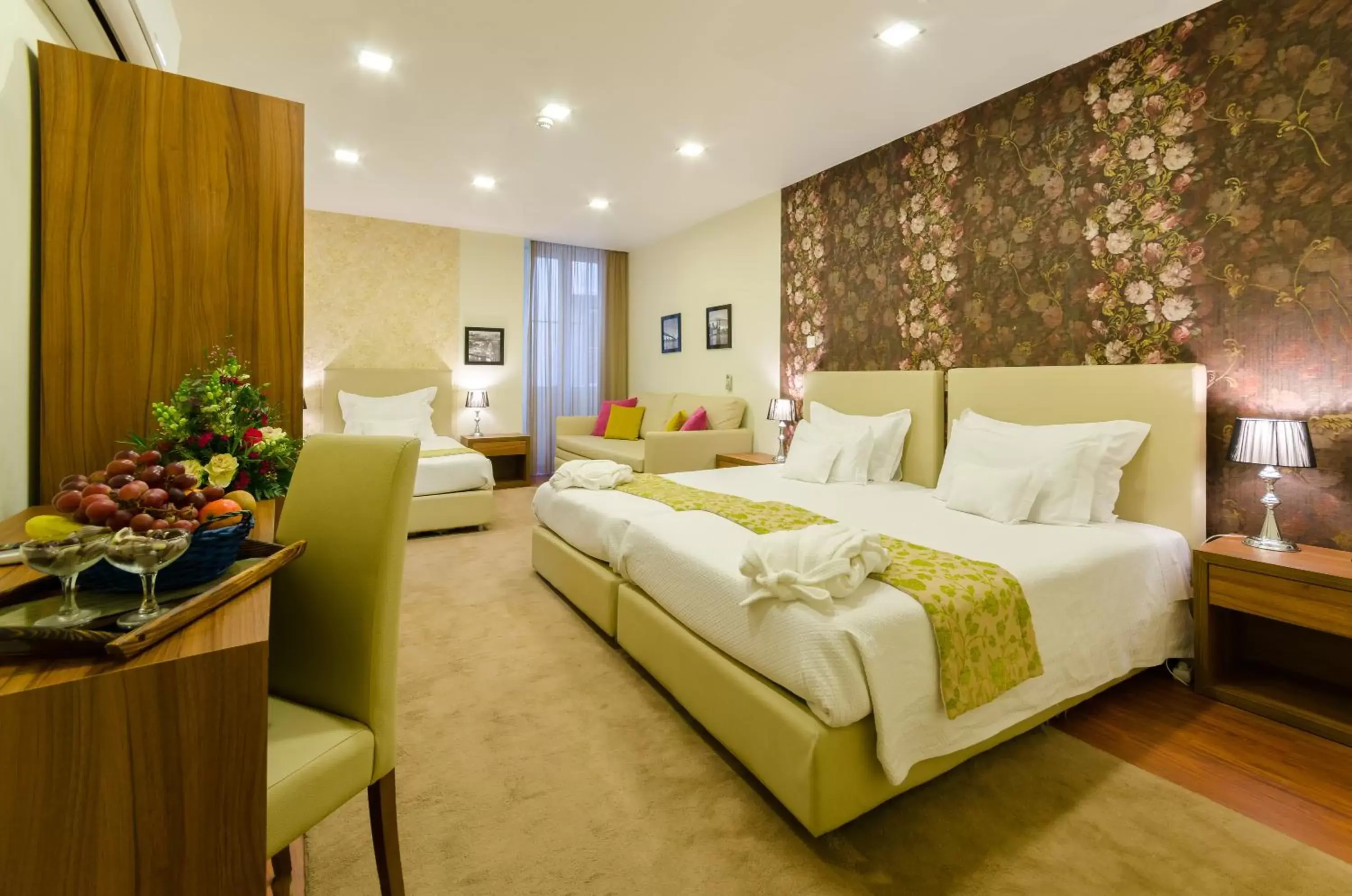 Superior Triple Room in Hotel Borges Chiado