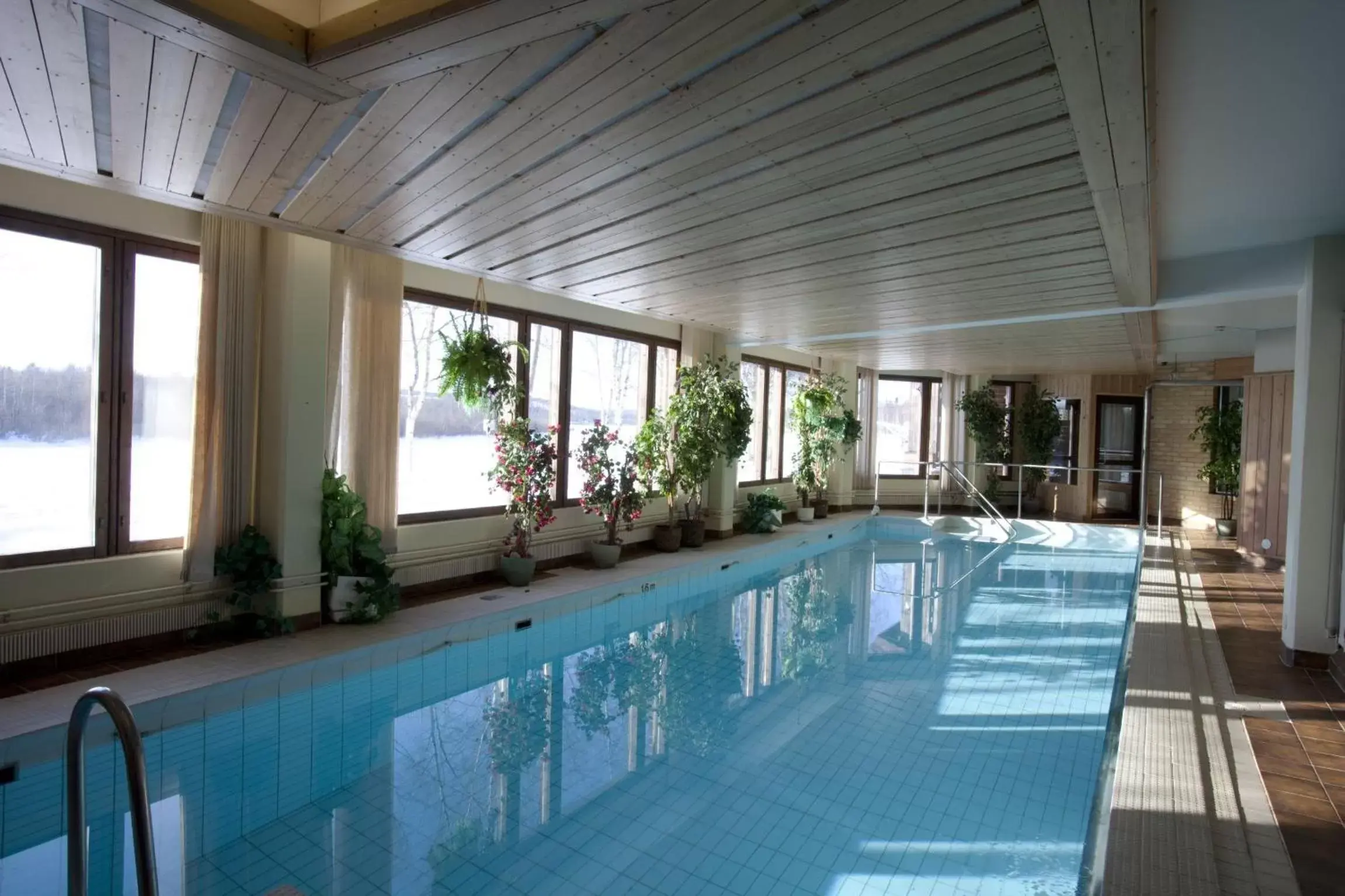 Swimming Pool in Hotel Ivalo