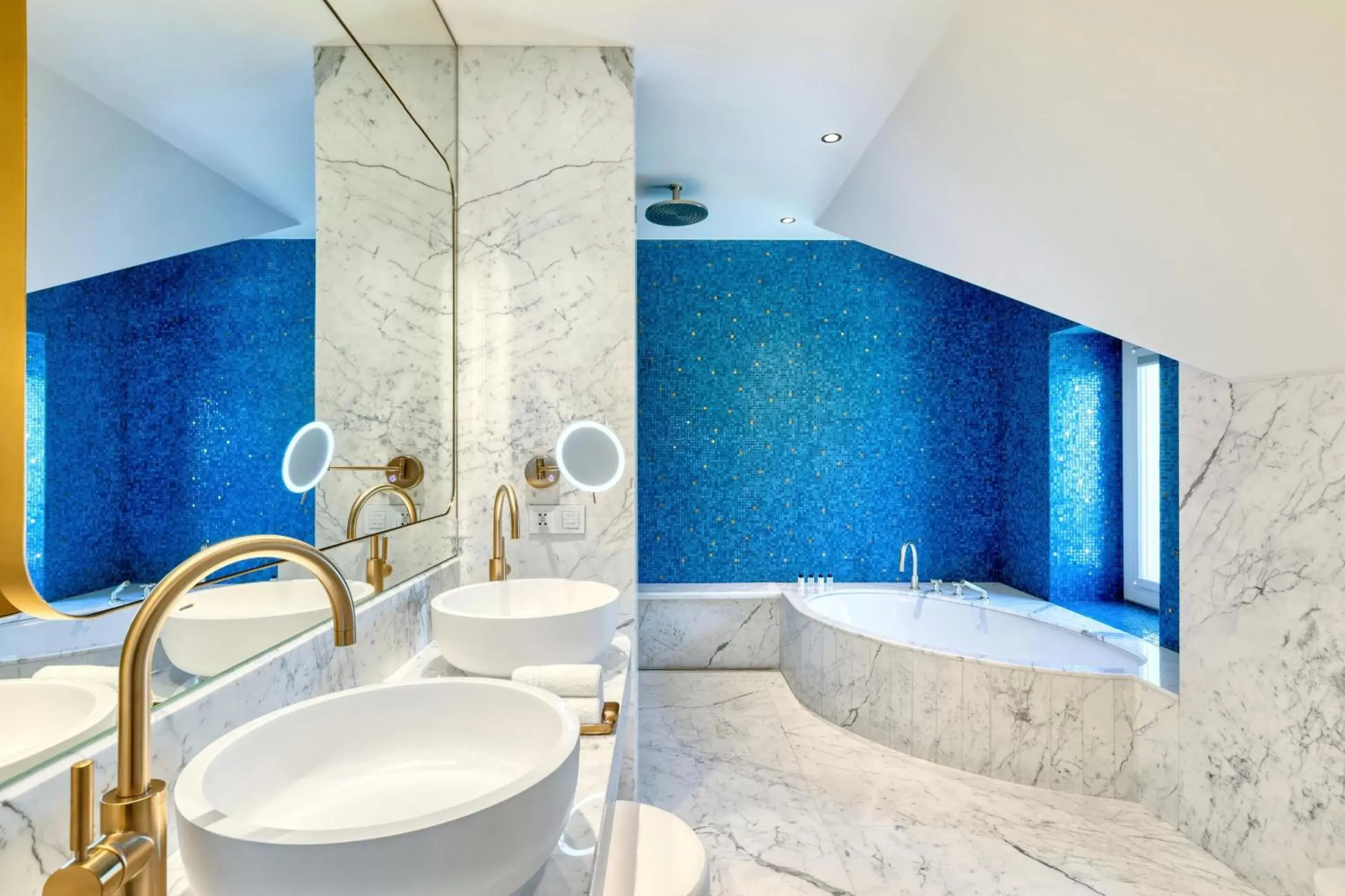 Bathroom in Matild Palace, a Luxury Collection Hotel